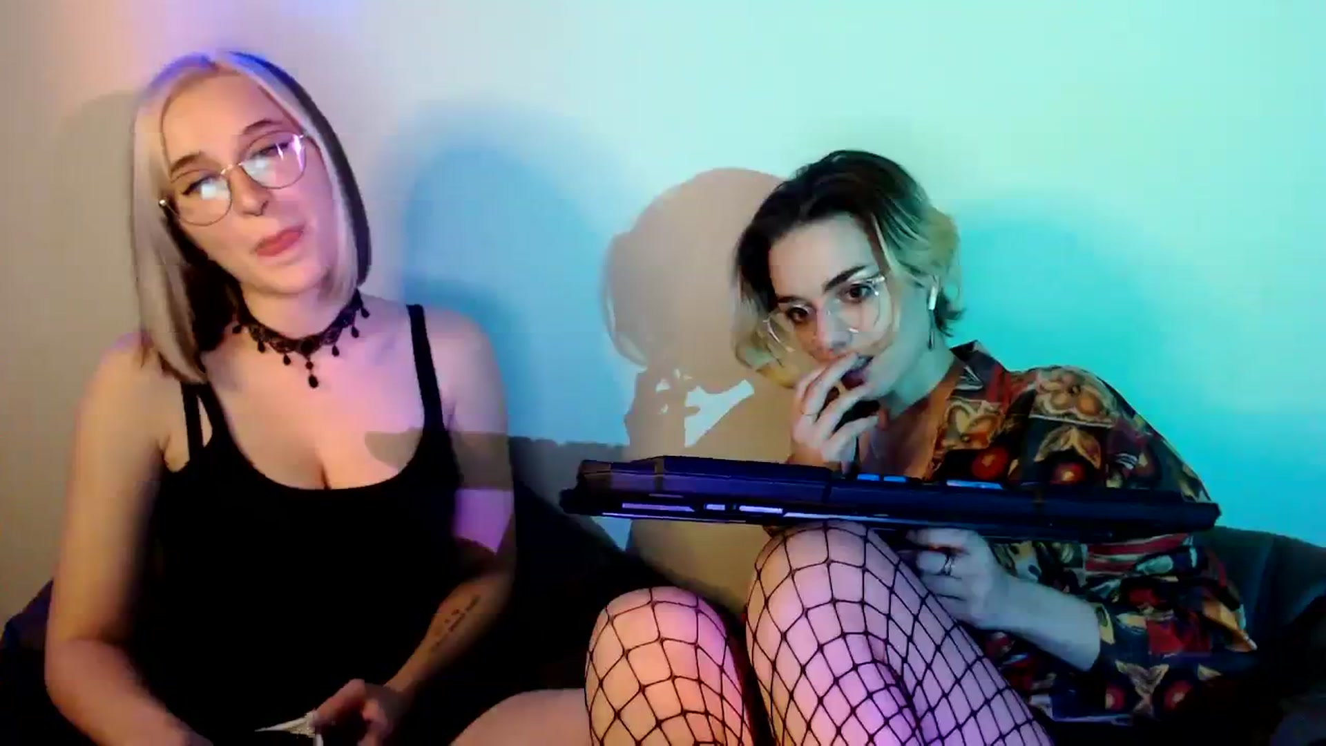 Gallery image thumbnail from Spicy_X's myfreecams stream on, 10/26/2023, 18:18 image 16 of 20
