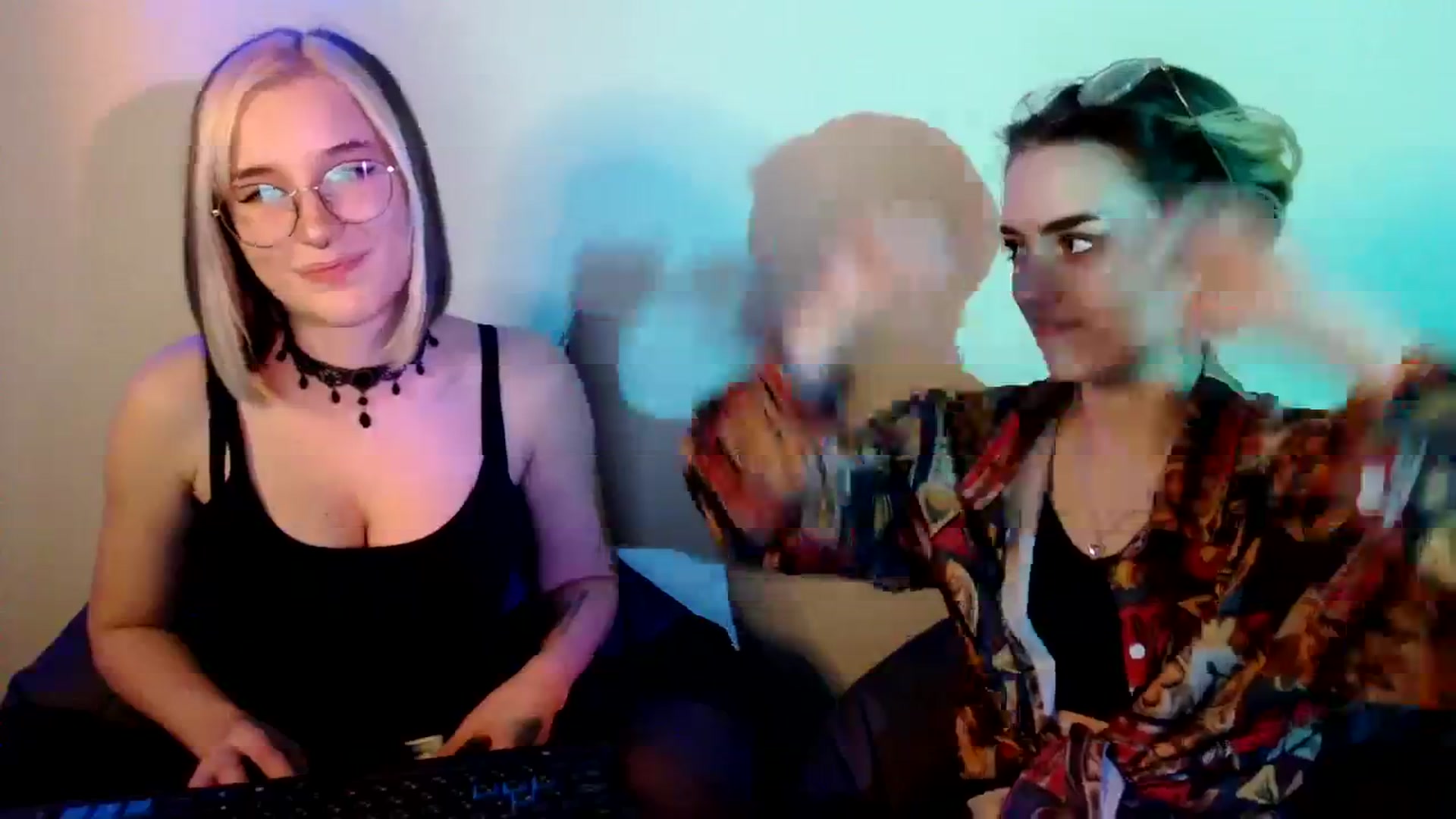 Gallery image thumbnail from Spicy_X's myfreecams stream on, 10/26/2023, 18:18 image 5 of 20