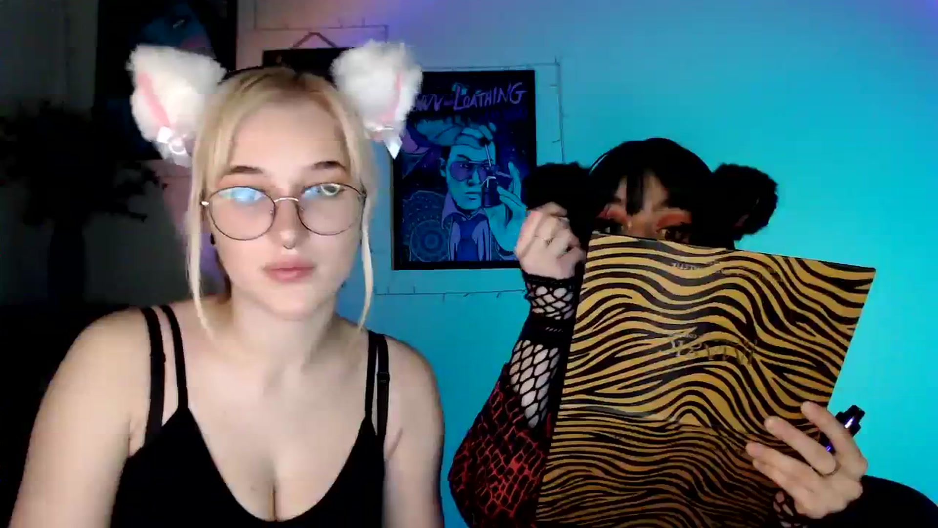Gallery image thumbnail from Spicy_X's myfreecams stream on, 10/28/2023, 13:27 image 9 of 20