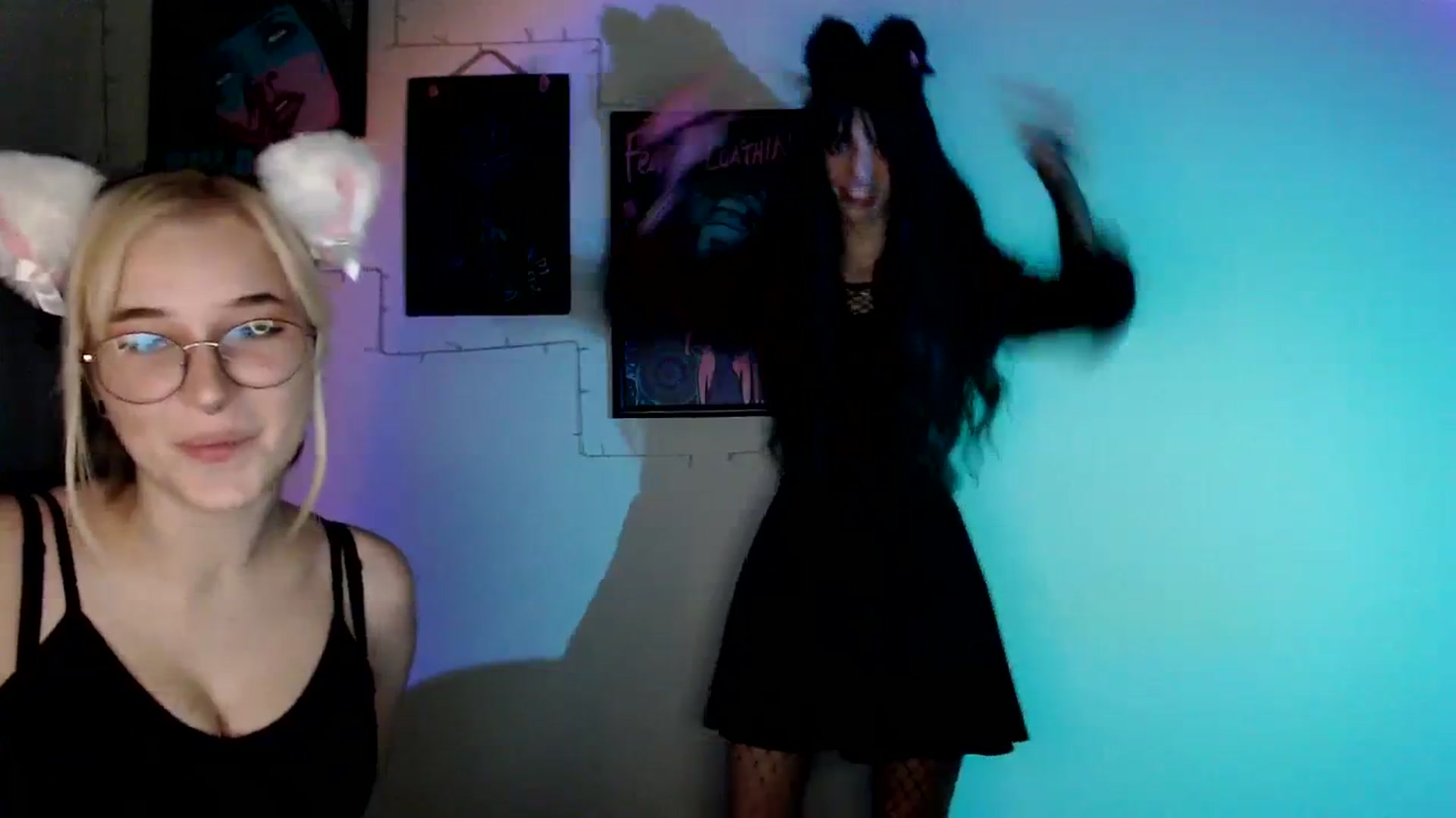 Gallery image thumbnail from Spicy_X's myfreecams stream on, 10/28/2023, 13:27 image 17 of 20