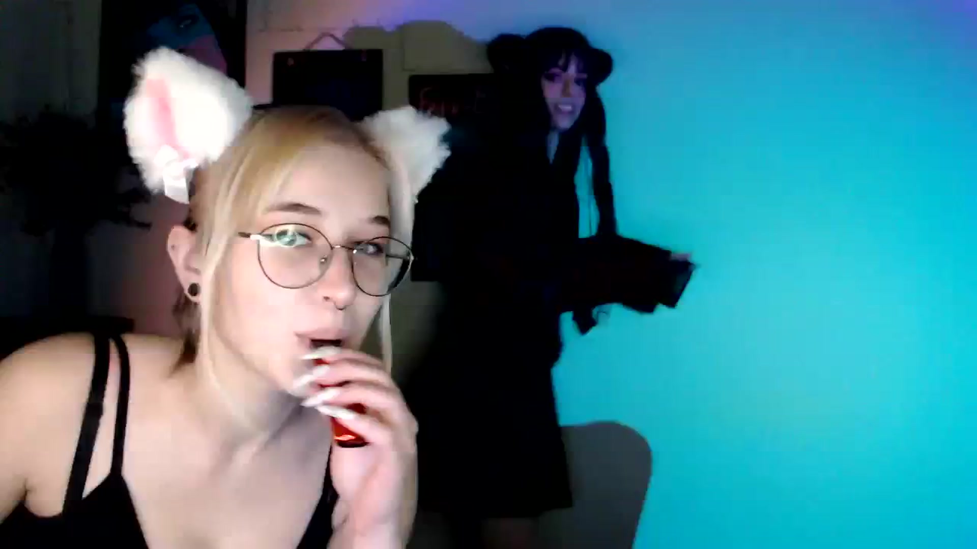 Gallery image thumbnail from Spicy_X's myfreecams stream on, 10/28/2023, 13:27 image 14 of 20
