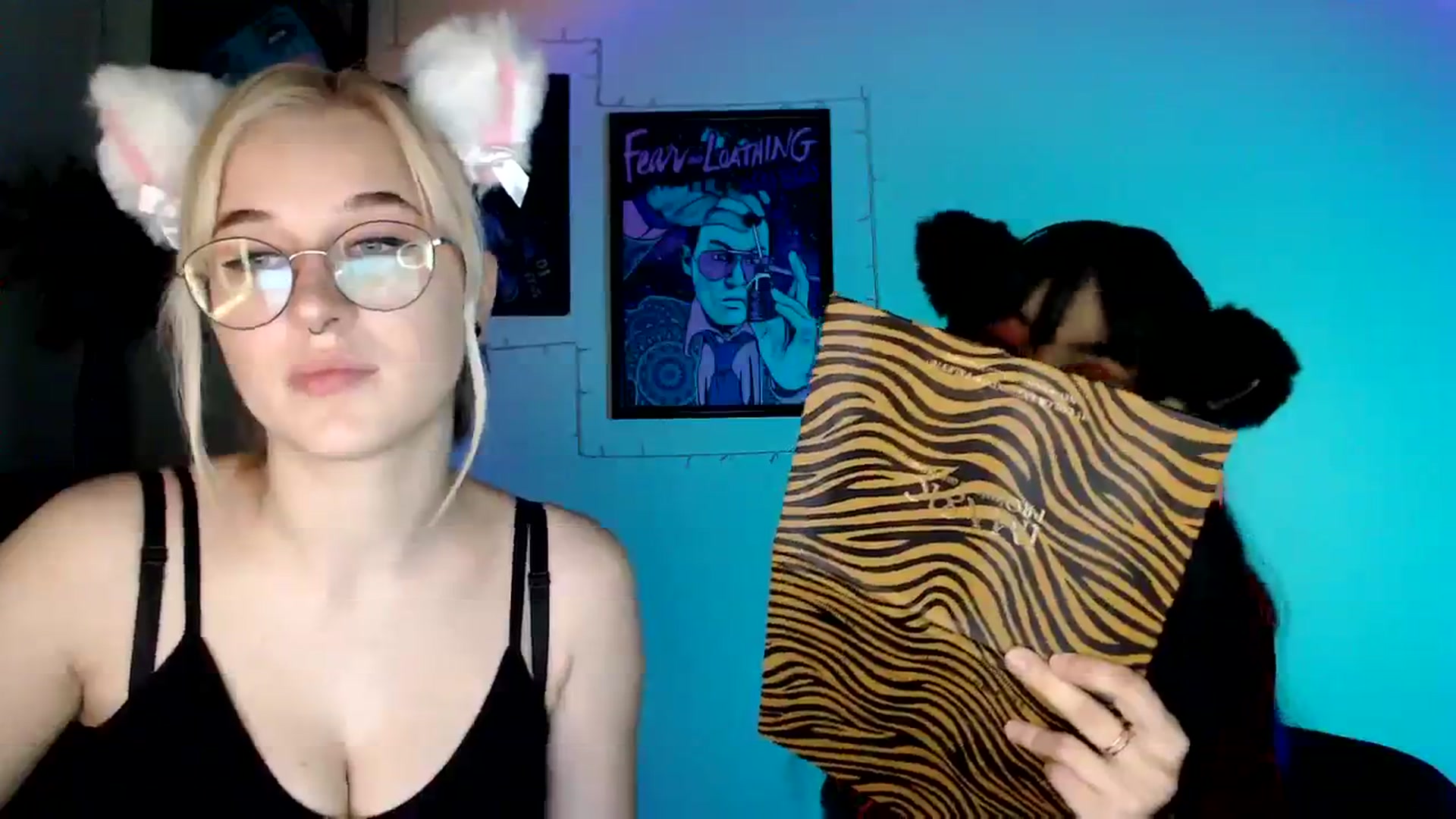 Gallery image thumbnail from Spicy_X's myfreecams stream on, 10/28/2023, 13:27 image 7 of 20