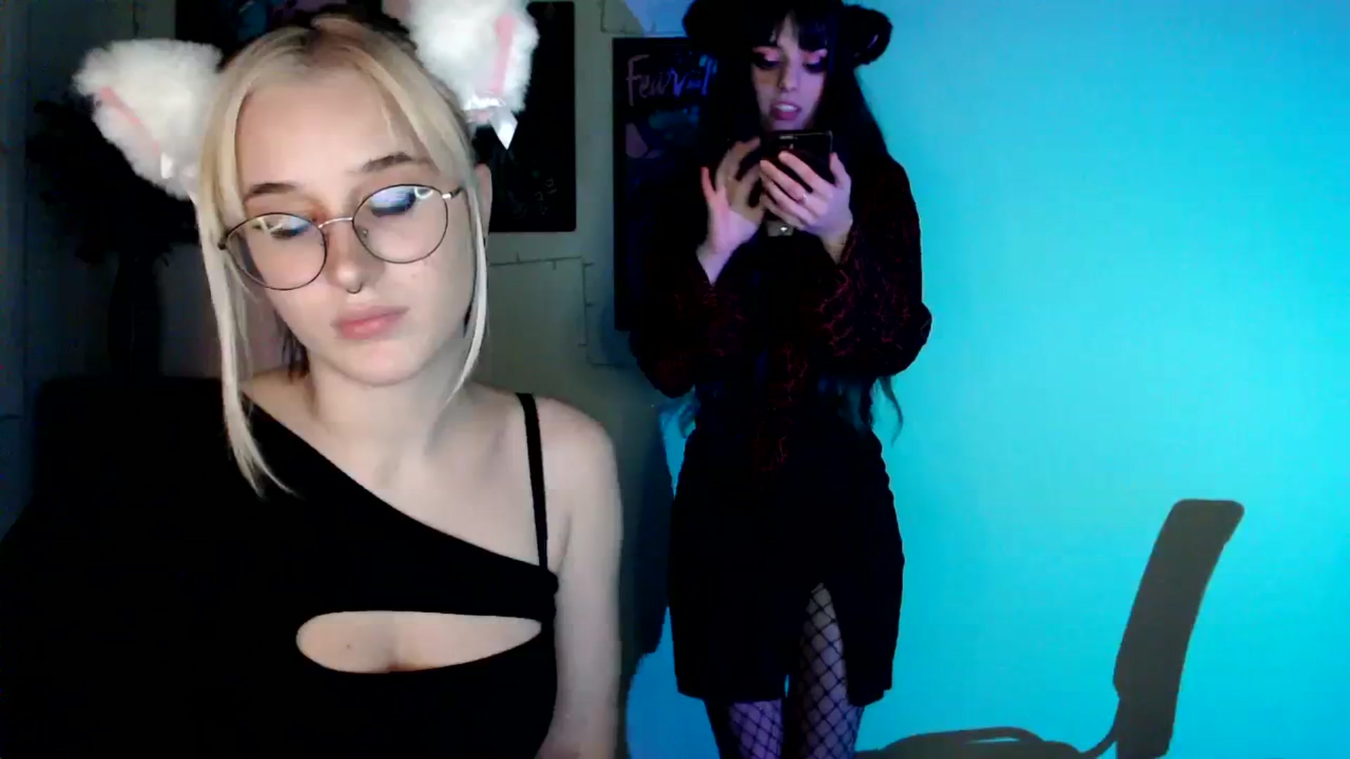 Gallery image thumbnail from Spicy_X's myfreecams stream on, 10/29/2023, 17:44 image 16 of 20