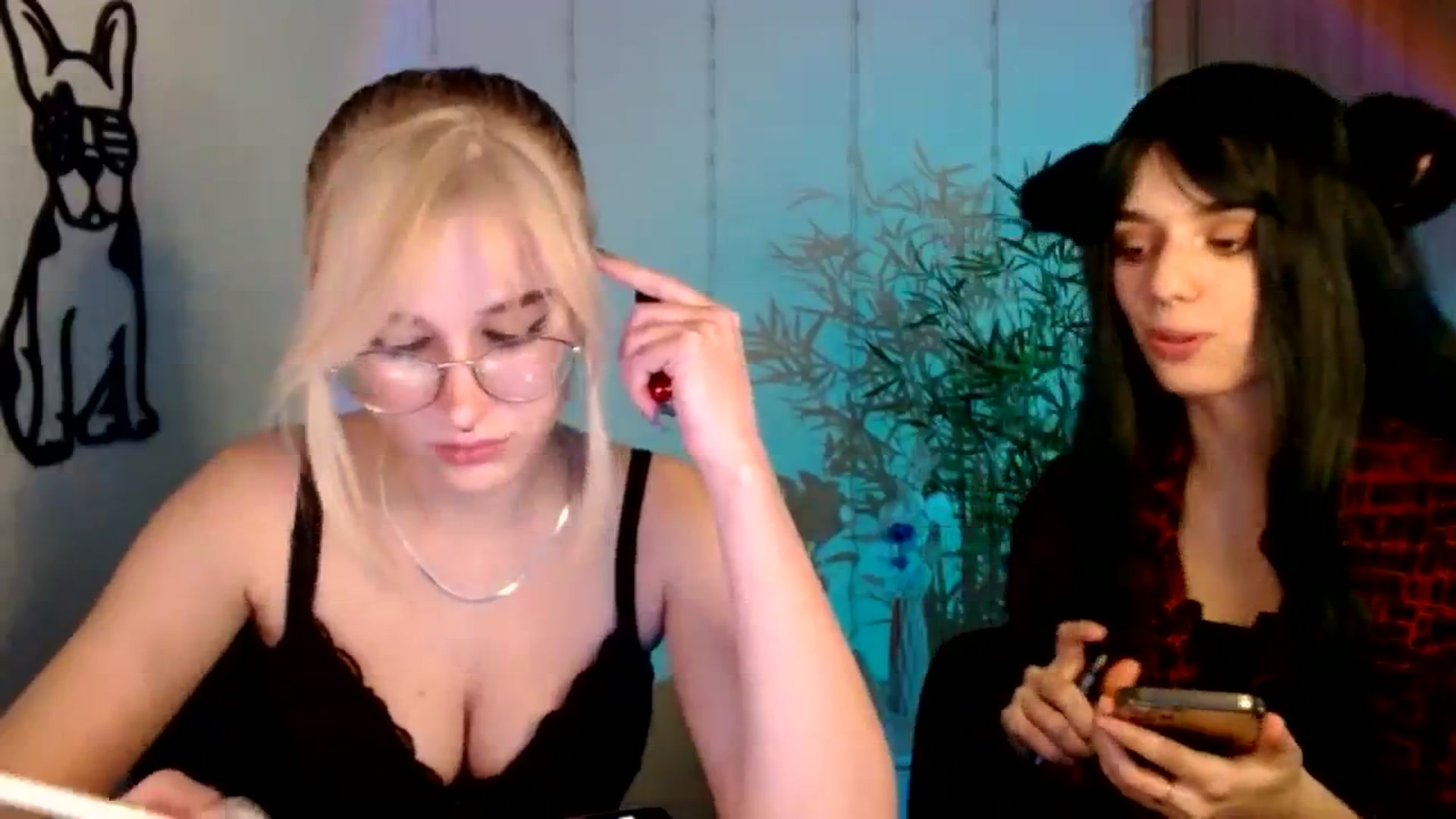 Gallery image thumbnail from Spicy_X's myfreecams stream on, 11/30/2023, 16:07 image 15 of 20