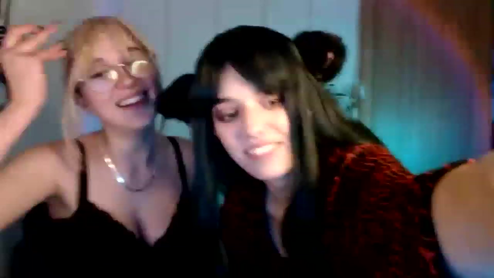 Gallery image thumbnail from Spicy_X's myfreecams stream on, 11/30/2023, 16:07 image 4 of 20