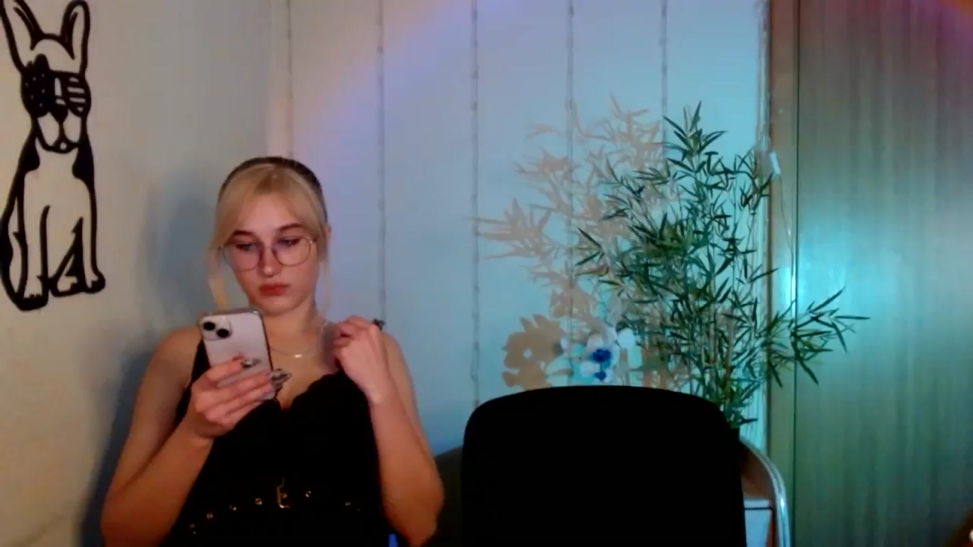 Gallery image thumbnail from Spicy_X's myfreecams stream on, 11/30/2023, 18:41 image 18 of 20