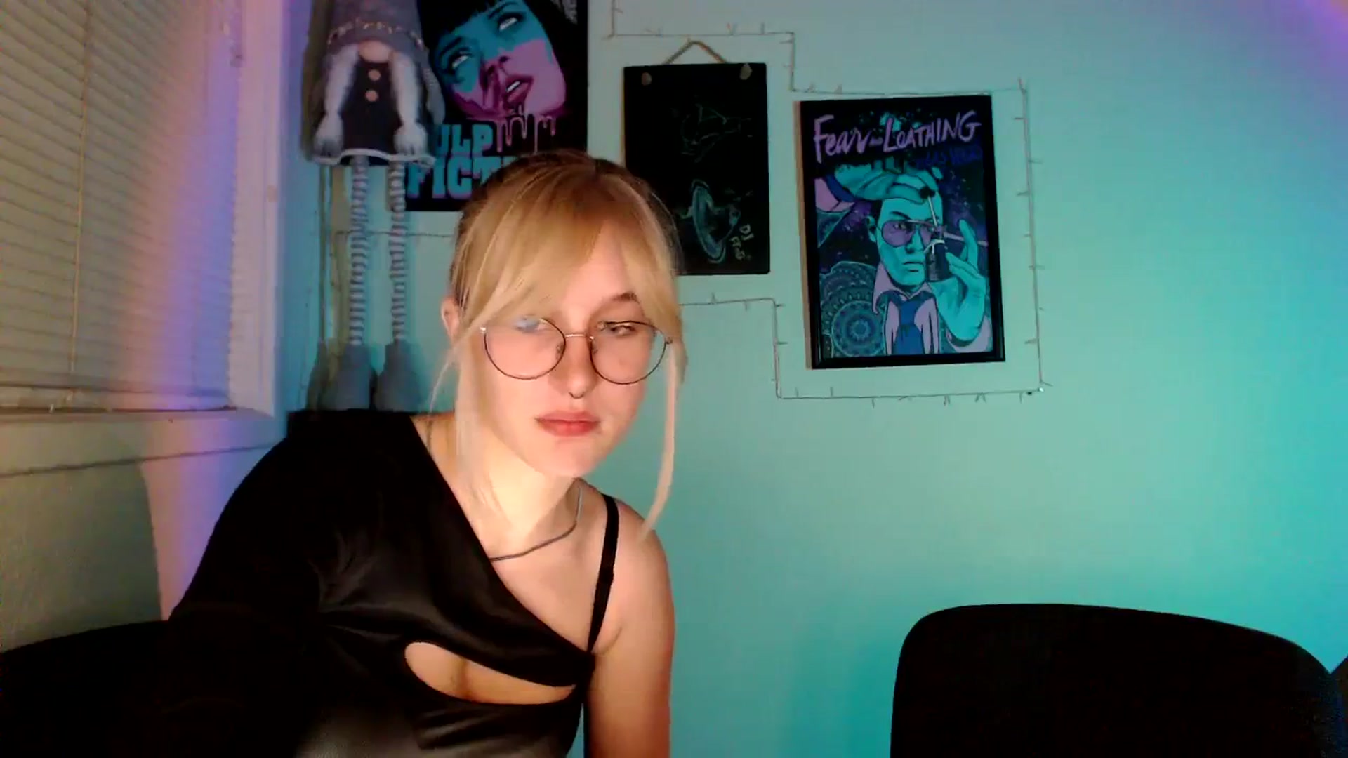 Gallery image thumbnail from Spicy_X's myfreecams stream on, 12/03/2023, 16:21 image 13 of 20