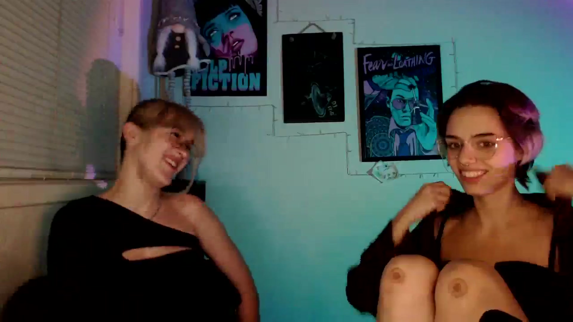 Gallery image thumbnail from Spicy_X's myfreecams stream on, 12/03/2023, 18:37 image 7 of 20