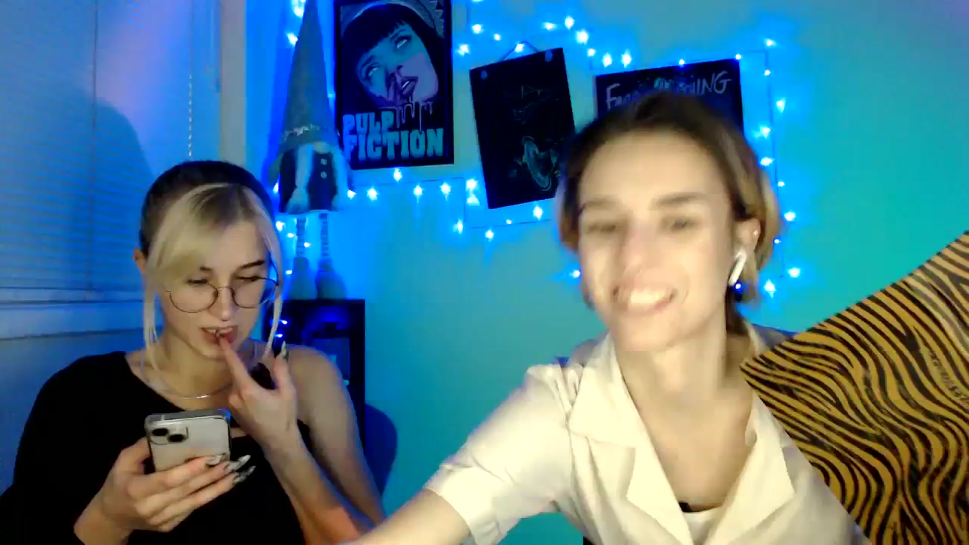 Gallery image thumbnail from Spicy_X's myfreecams stream on, 12/06/2023, 16:28 image 1 of 20
