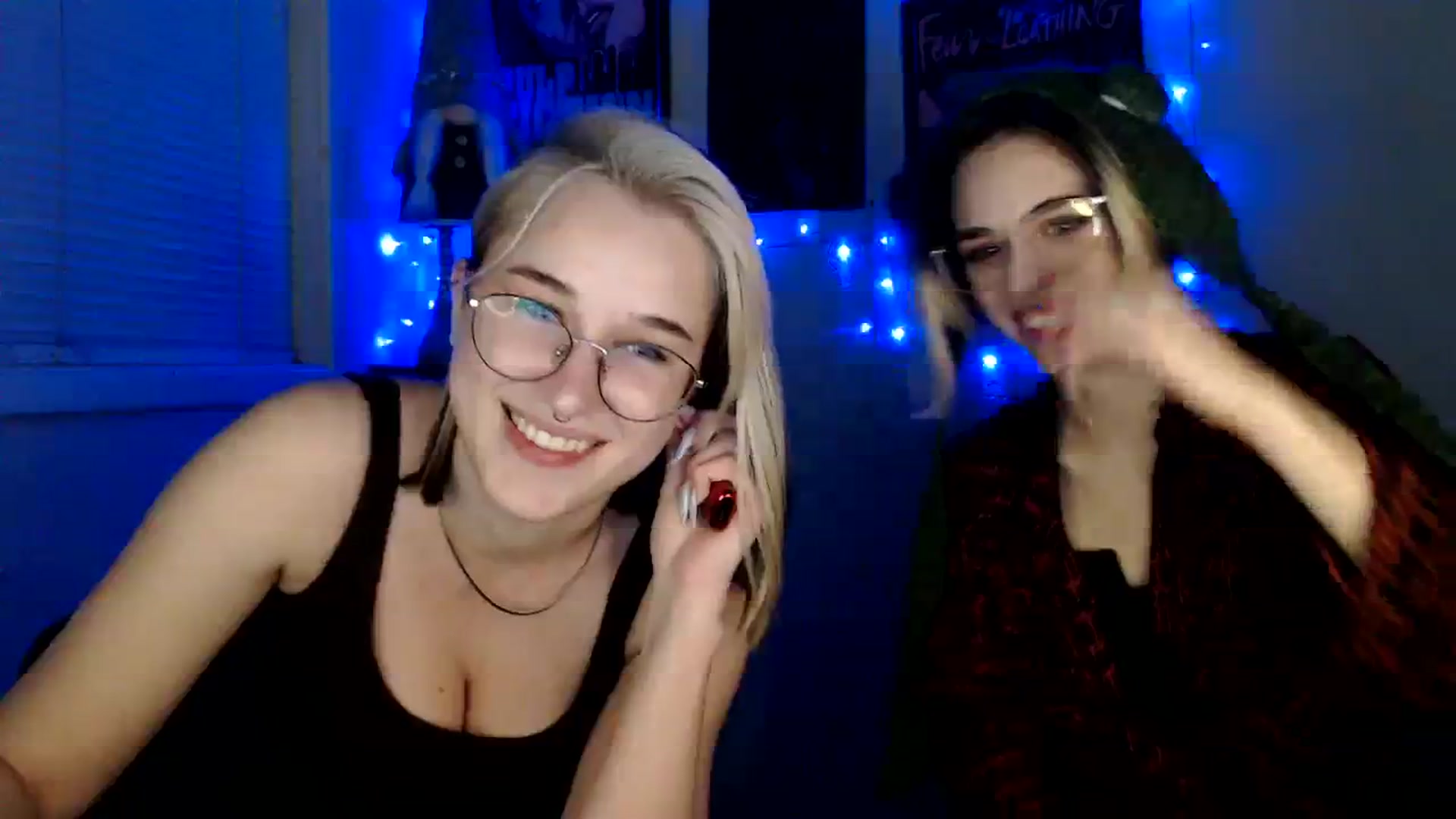 Gallery image thumbnail from Spicy_X's myfreecams stream on, 12/14/2023, 16:00 image 13 of 20