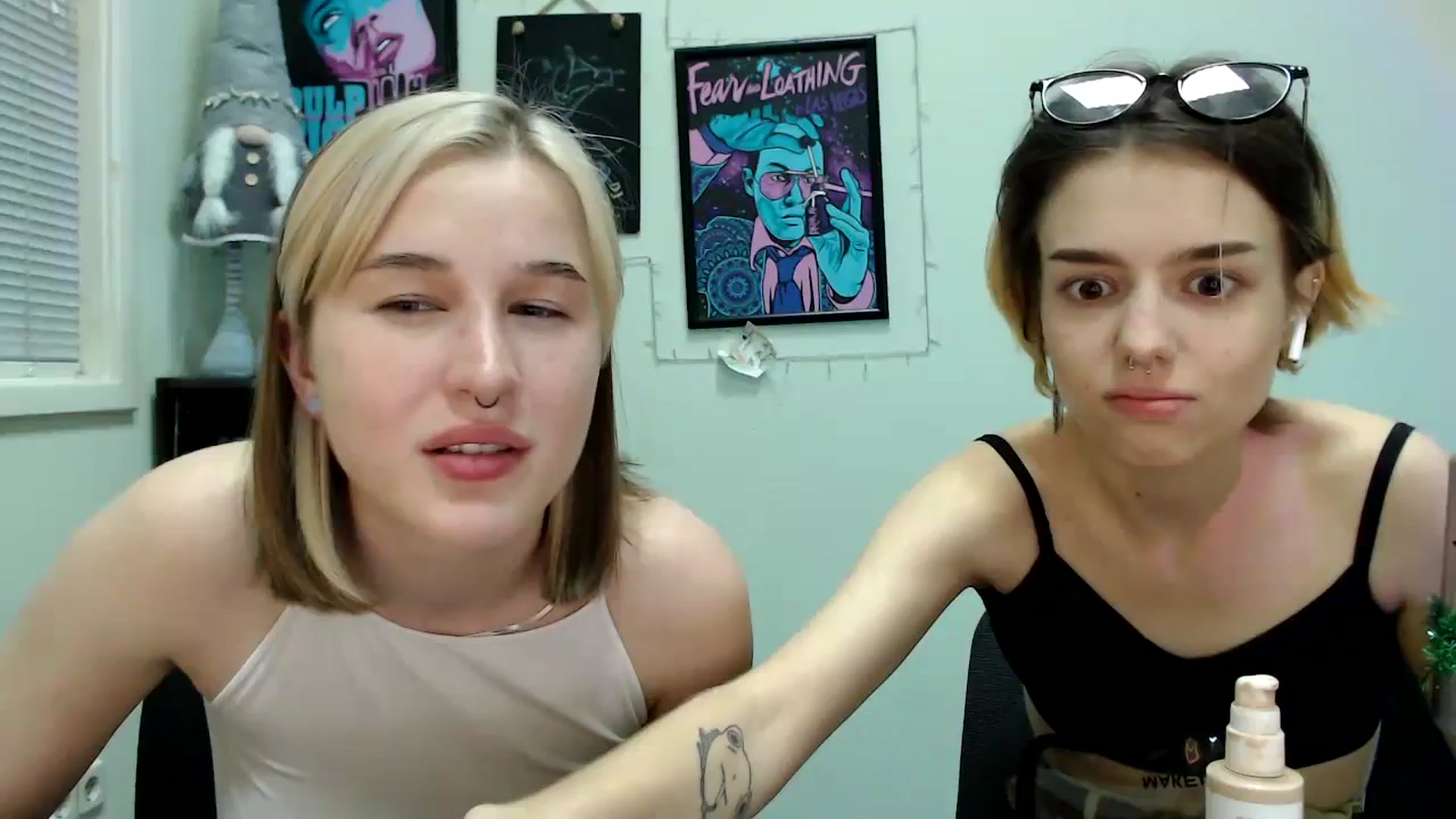 Gallery image thumbnail from Spicy_X's myfreecams stream on, 12/17/2023, 15:31 image 19 of 20