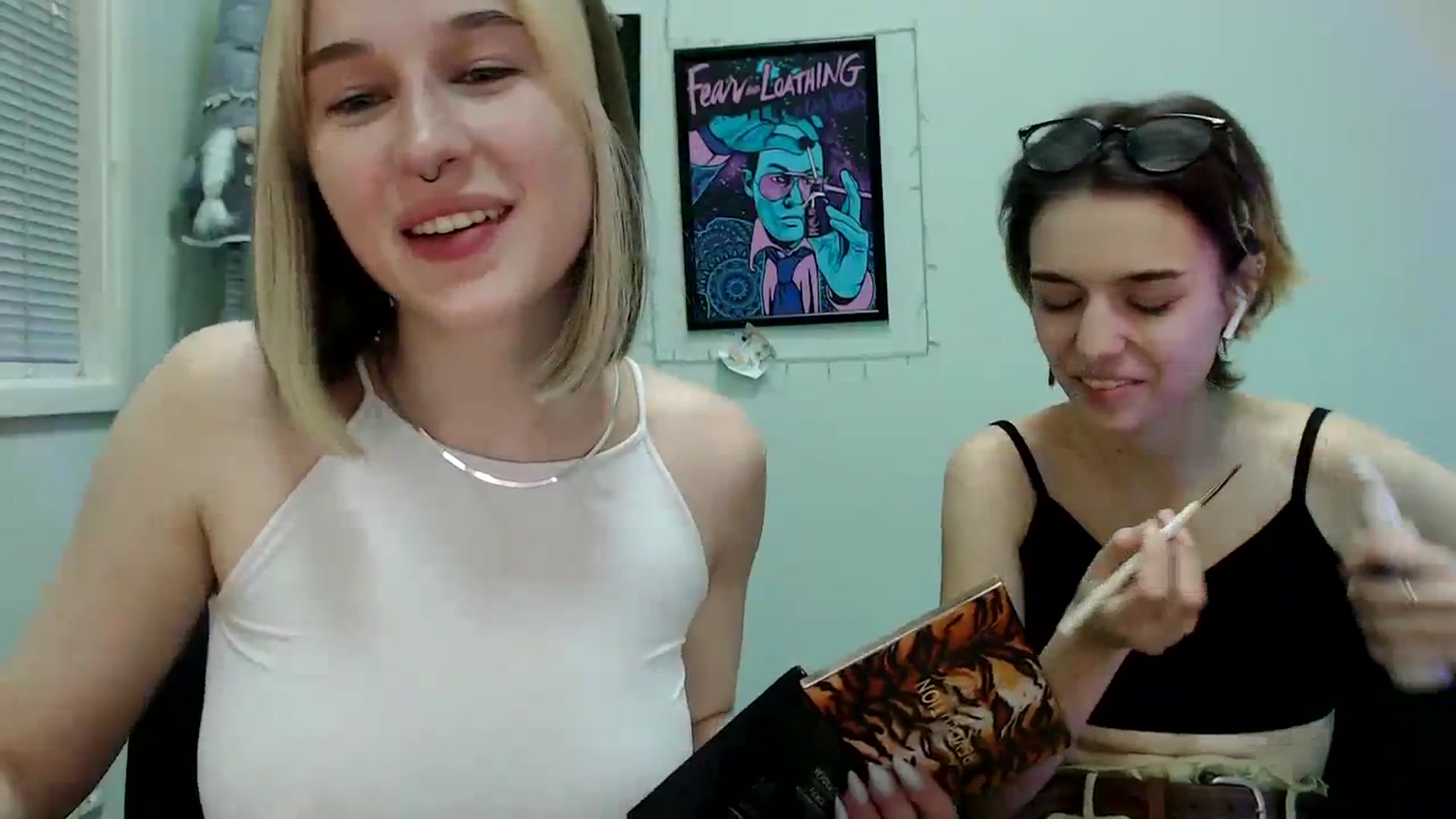 Gallery image thumbnail from Spicy_X's myfreecams stream on, 12/17/2023, 15:31 image 3 of 20