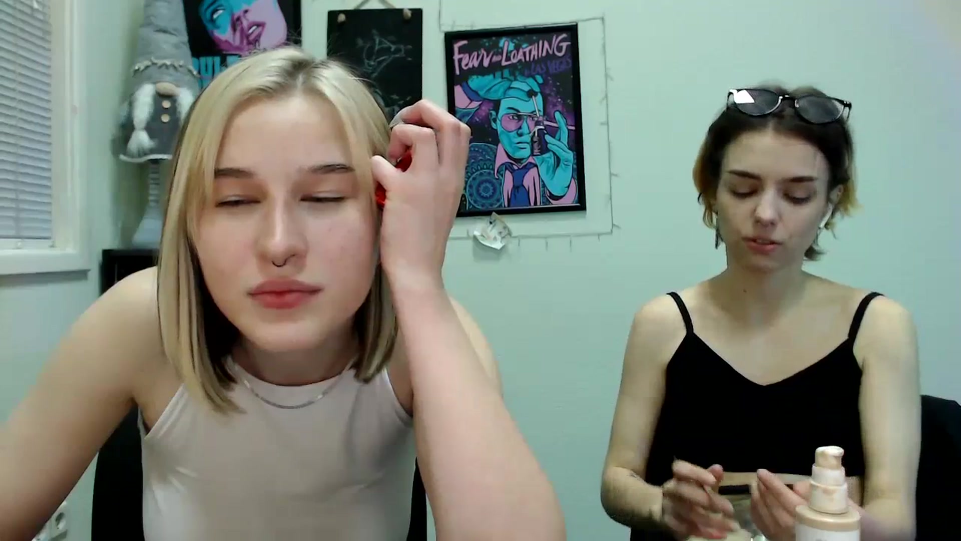 Gallery image thumbnail from Spicy_X's myfreecams stream on, 12/17/2023, 15:31 image 12 of 20