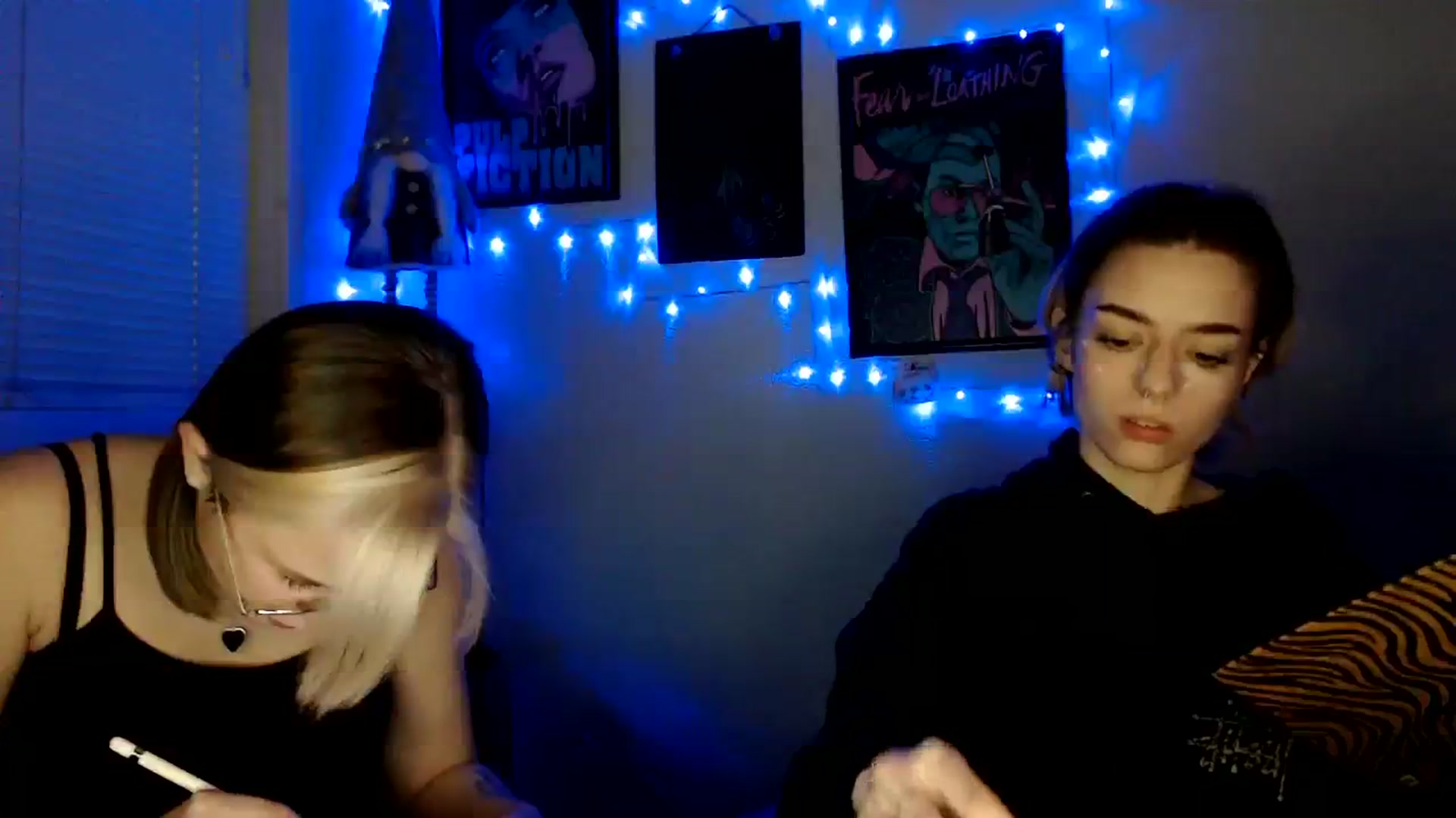 Gallery image thumbnail from Spicy_X's myfreecams stream on, 12/21/2023, 16:35 image 15 of 20