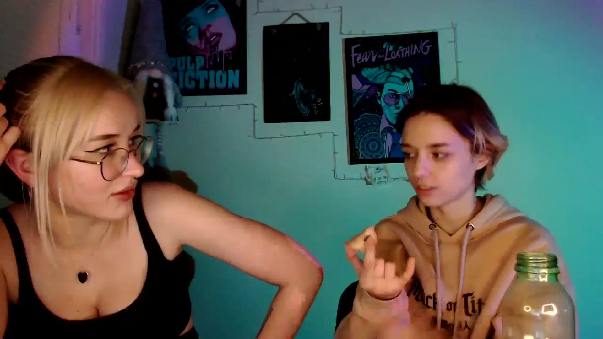 Gallery image thumbnail from Spicy_X's myfreecams stream on, 12/23/2023, 18:38 image 18 of 20