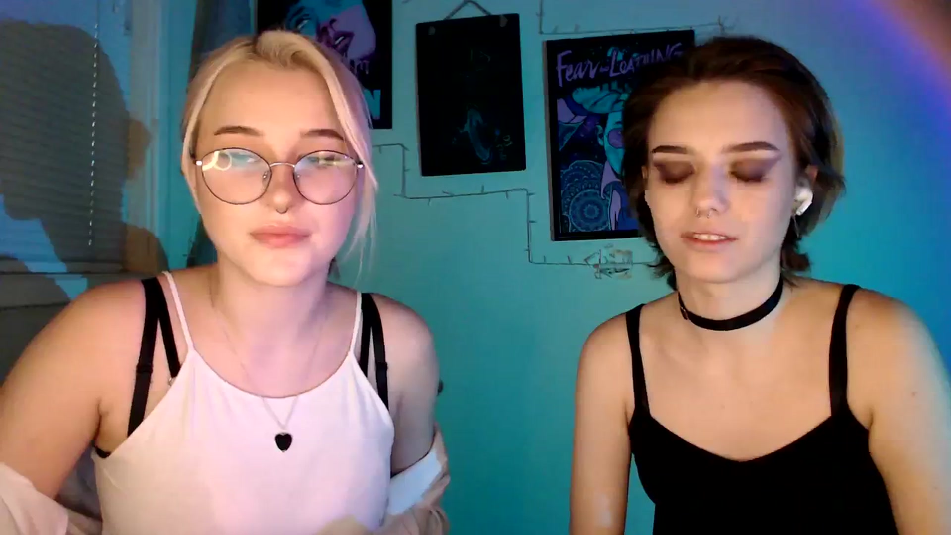 Gallery image thumbnail from Spicy_X's myfreecams stream on, 02/15/2024, 17:15 image 18 of 20