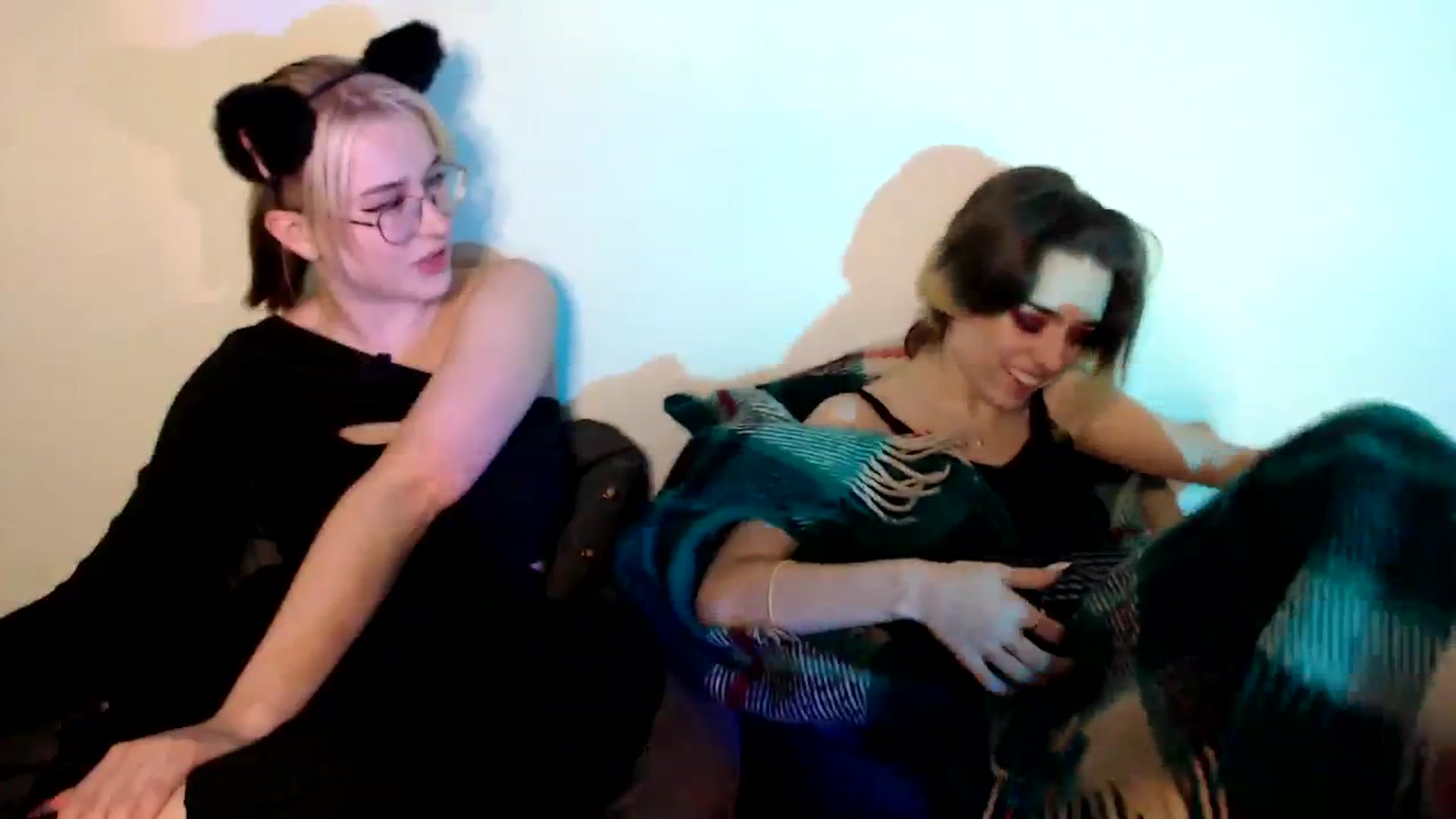 Gallery image thumbnail from Spicy_X's myfreecams stream on, 03/01/2024, 19:08 image 16 of 20