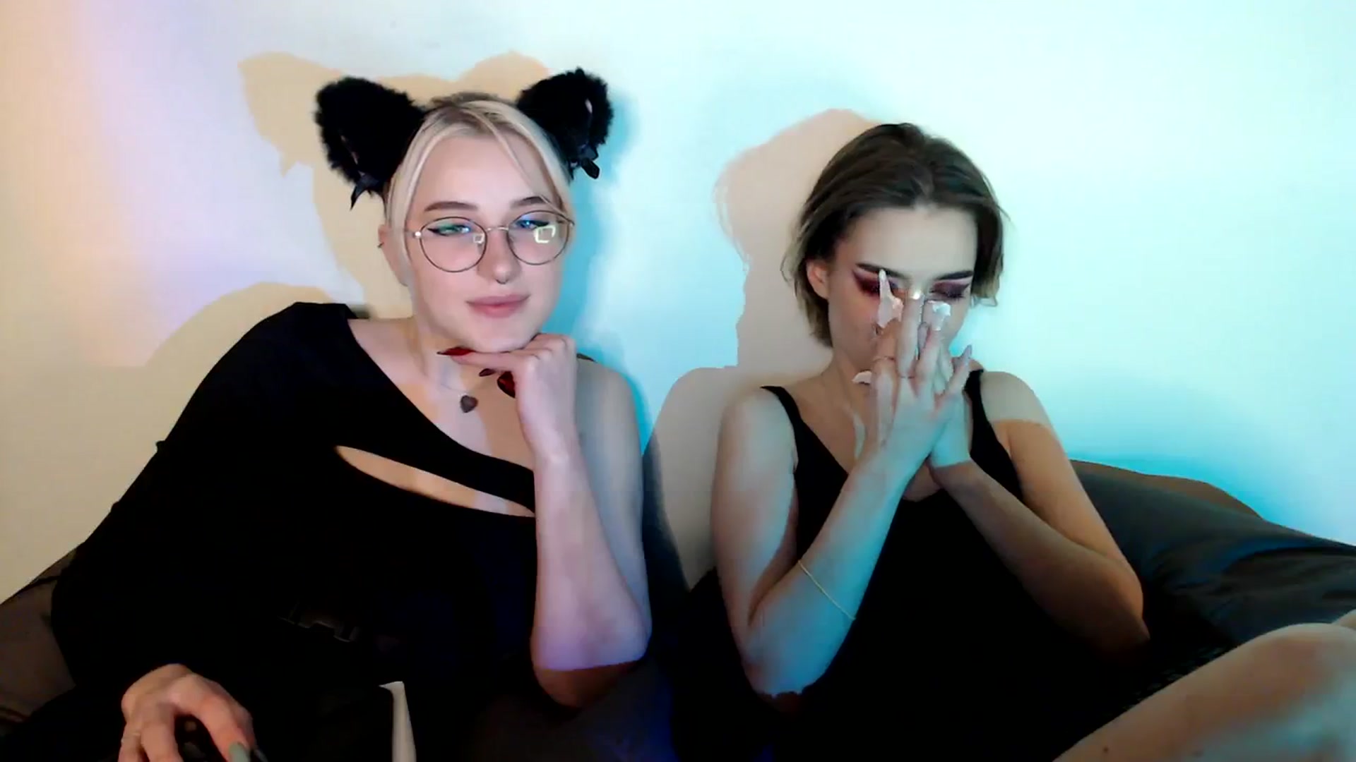 Gallery image thumbnail from Spicy_X's myfreecams stream on, 03/01/2024, 19:08 image 14 of 20