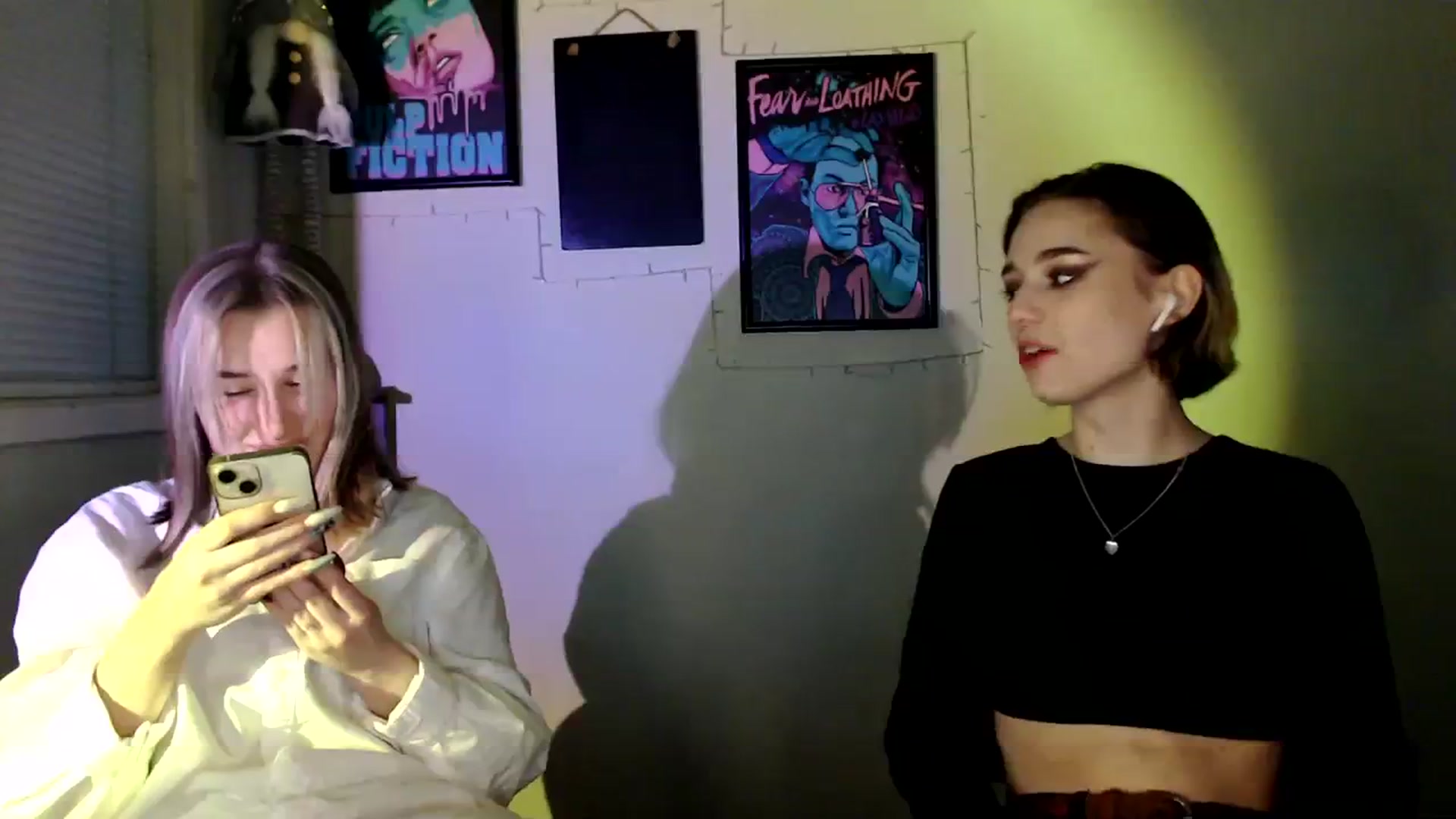 Gallery image thumbnail from Spicy_X's myfreecams stream on, 03/22/2024, 17:19 image 16 of 20
