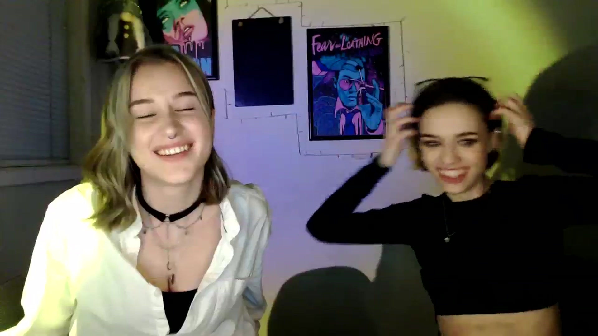 Gallery image thumbnail from Spicy_X's myfreecams stream on, 03/22/2024, 20:33 image 20 of 20