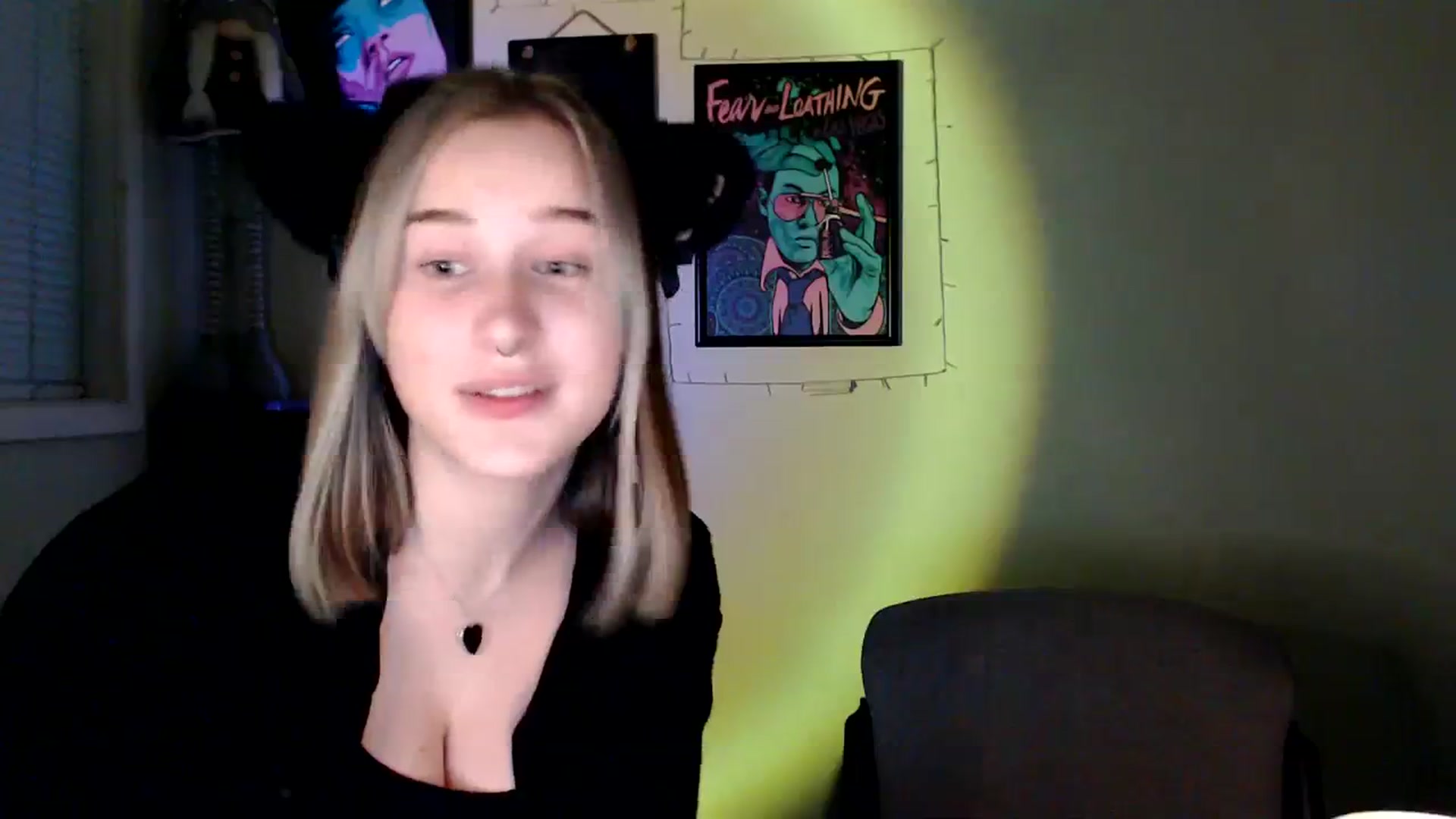 Gallery image thumbnail from Spicy_X's myfreecams stream on, 03/26/2024, 19:18 image 13 of 20