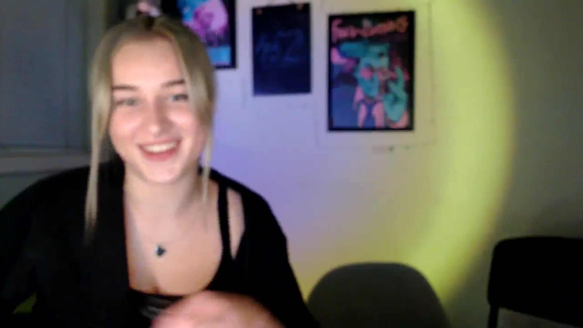 Gallery image thumbnail from Spicy_X's myfreecams stream on, 03/29/2024, 21:24 image 10 of 20