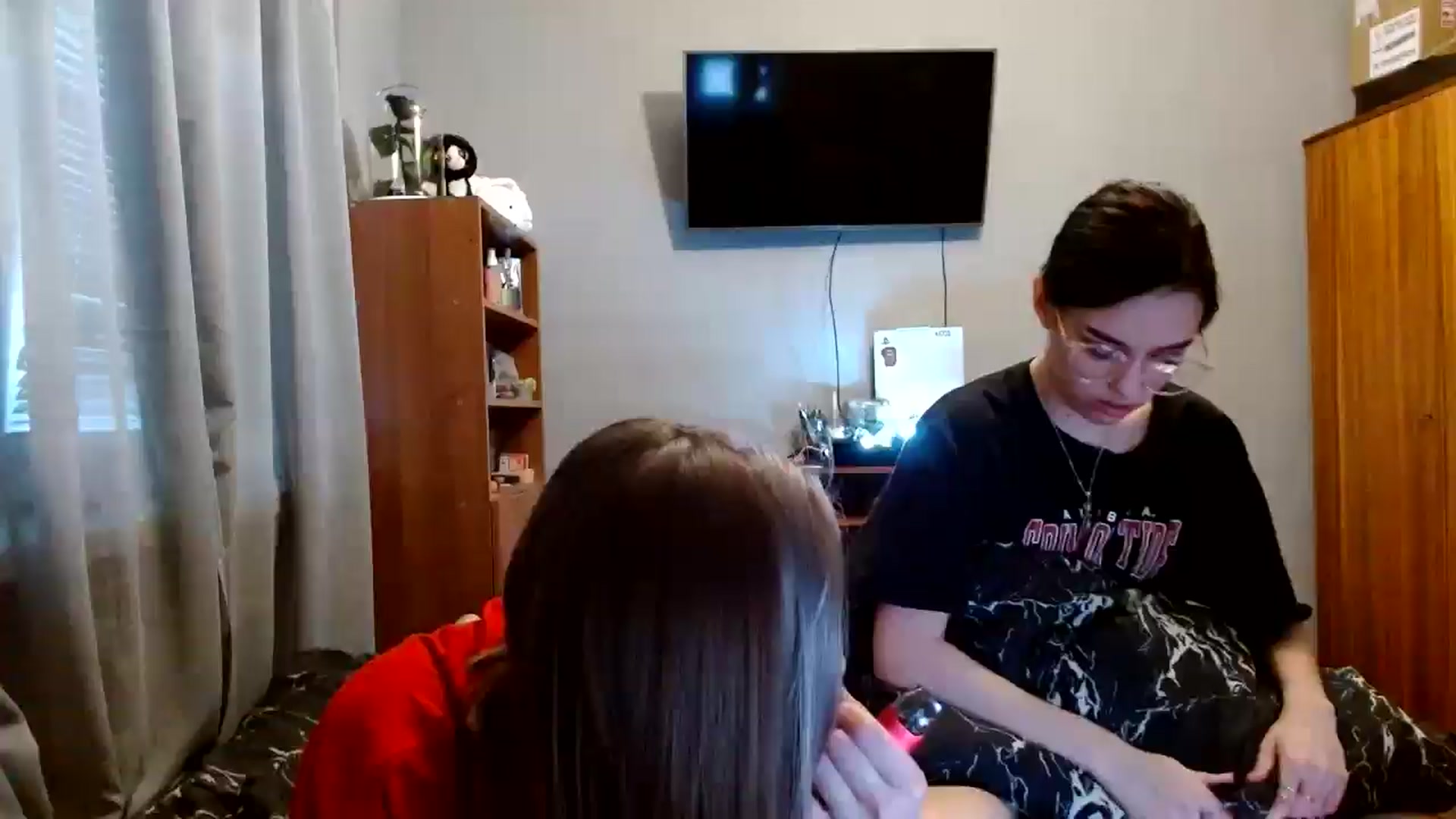 Gallery image thumbnail from Spicy_X's myfreecams stream on, 05/02/2024, 17:46 image 1 of 20