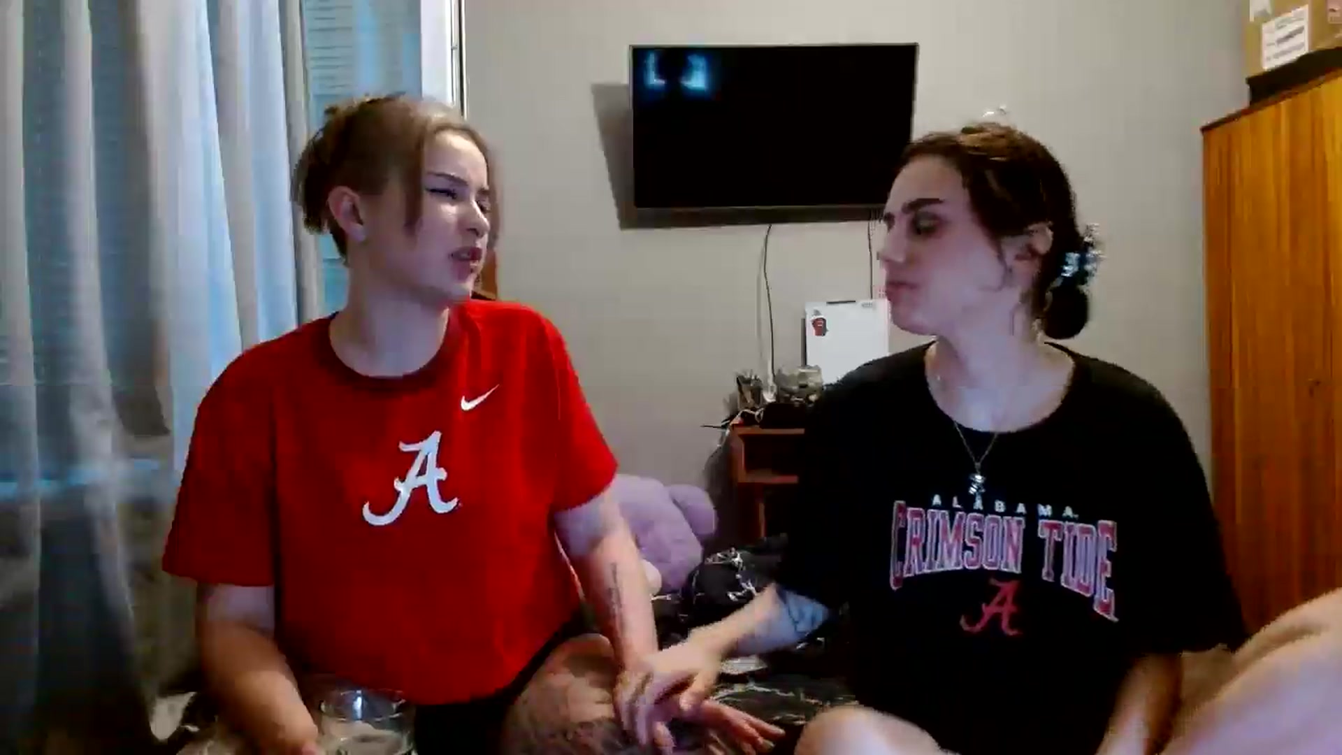 Gallery image thumbnail from Spicy_X's myfreecams stream on, 05/02/2024, 17:46 image 15 of 20