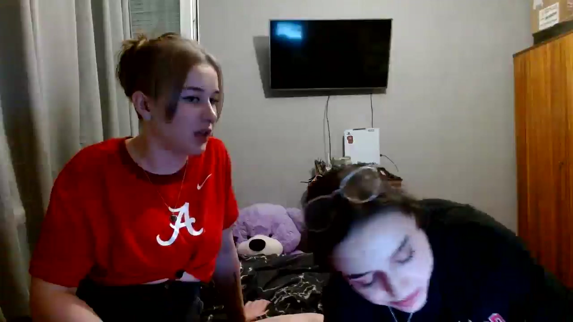 Gallery image thumbnail from Spicy_X's myfreecams stream on, 05/02/2024, 18:09 image 17 of 20