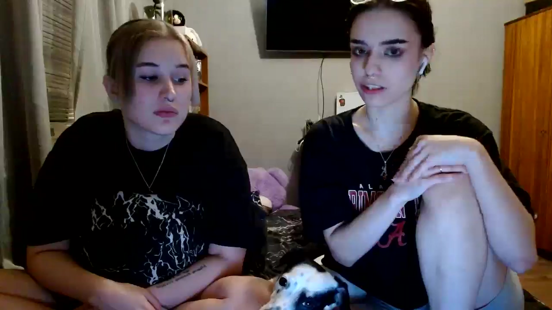 Gallery image thumbnail from Spicy_X's myfreecams stream on, 05/03/2024, 20:07 image 2 of 20