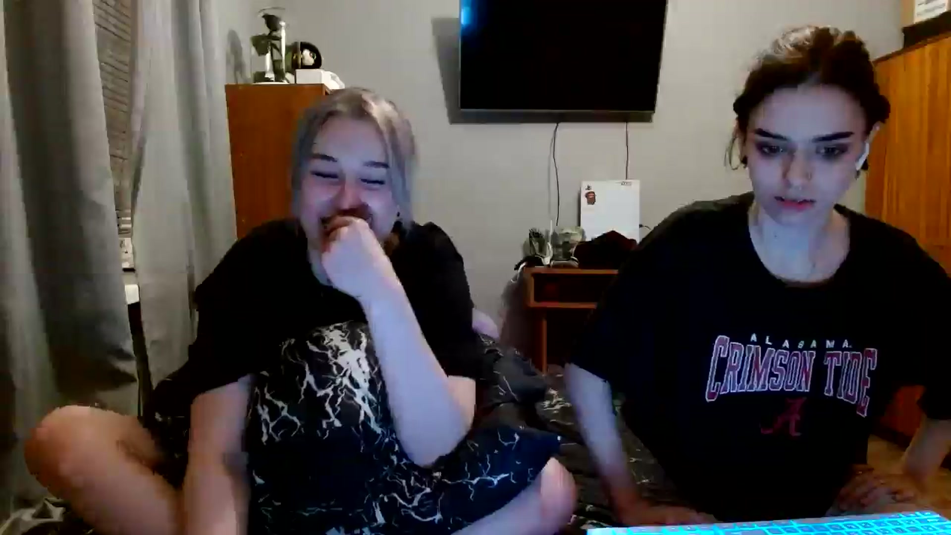 Gallery image thumbnail from Spicy_X's myfreecams stream on, 05/03/2024, 20:07 image 10 of 20