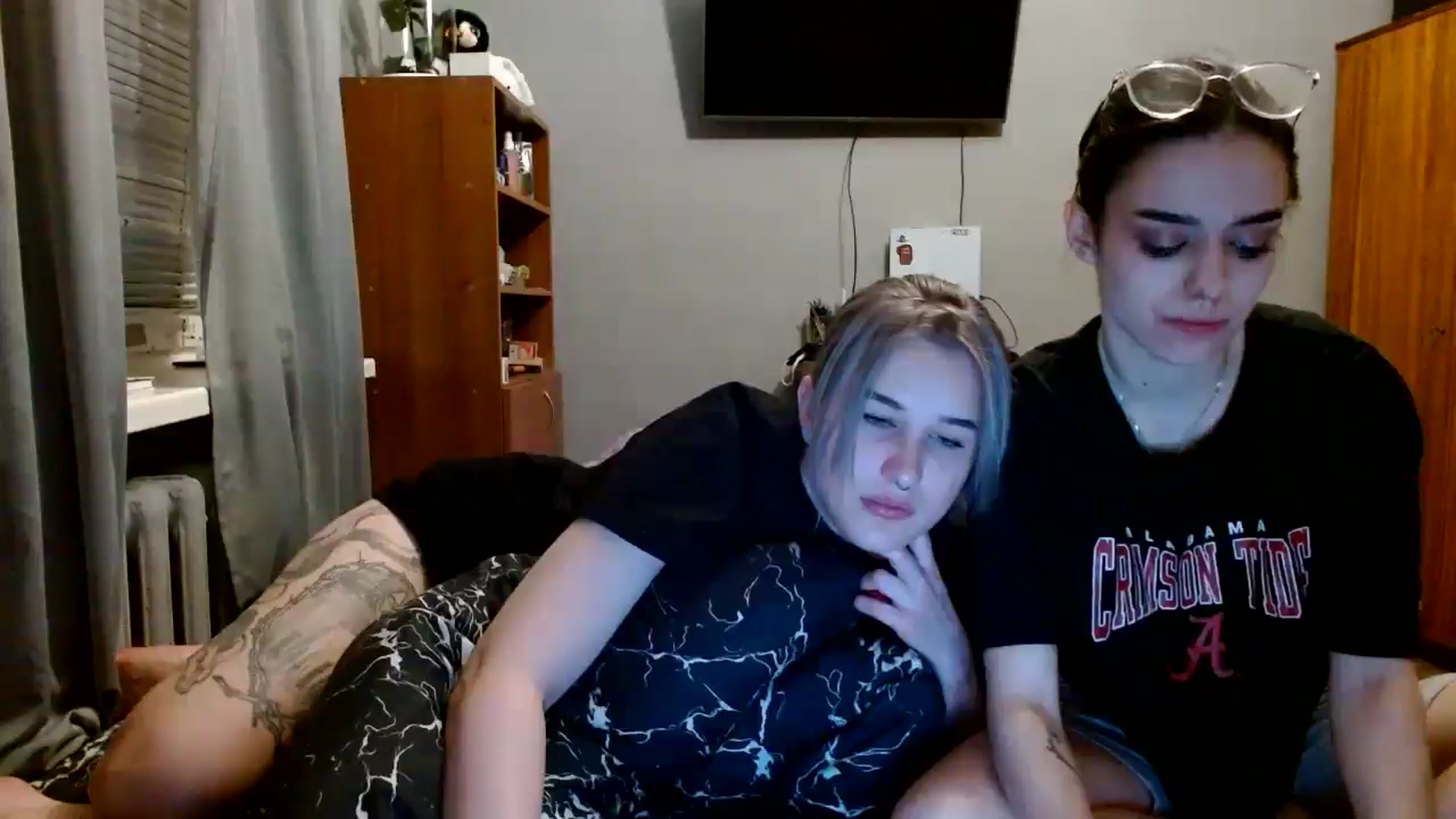 Gallery image thumbnail from Spicy_X's myfreecams stream on, 05/03/2024, 20:07 image 17 of 20