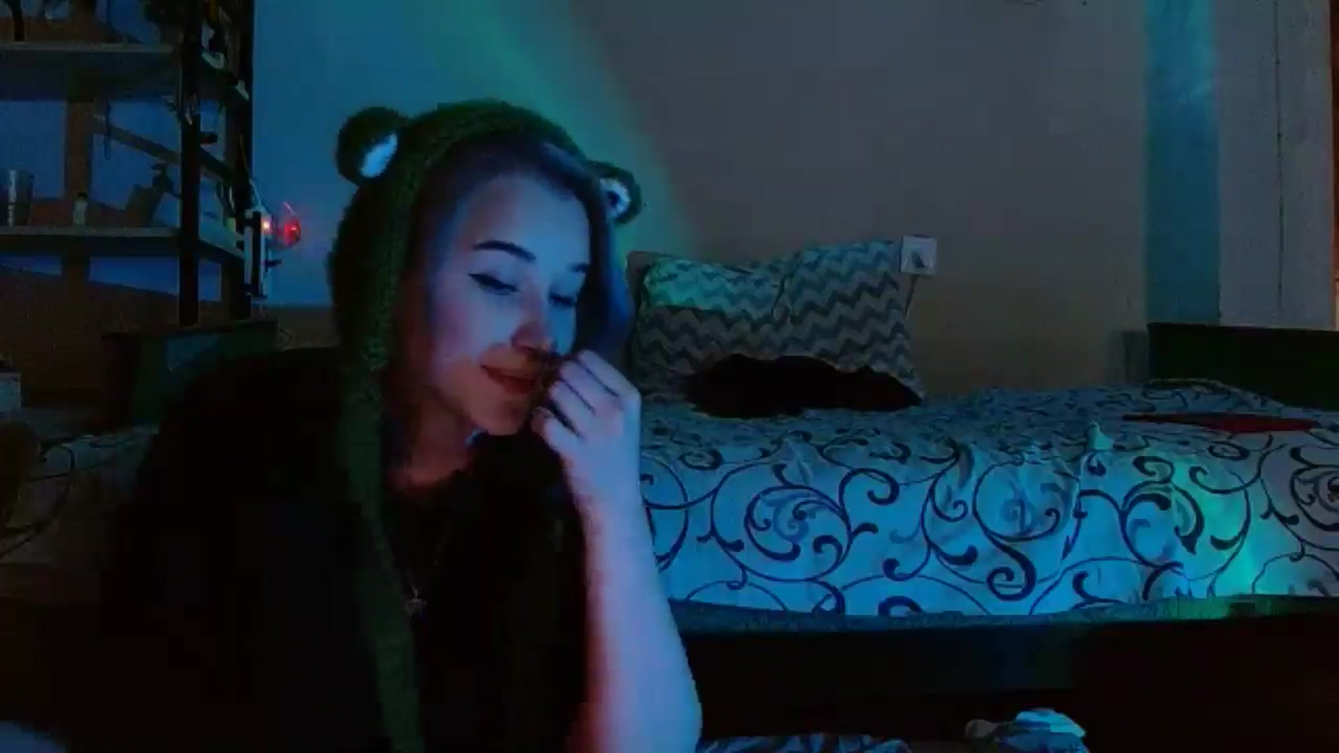Gallery image thumbnail from Spicy_X's myfreecams stream on, 05/06/2024, 20:43 image 14 of 20