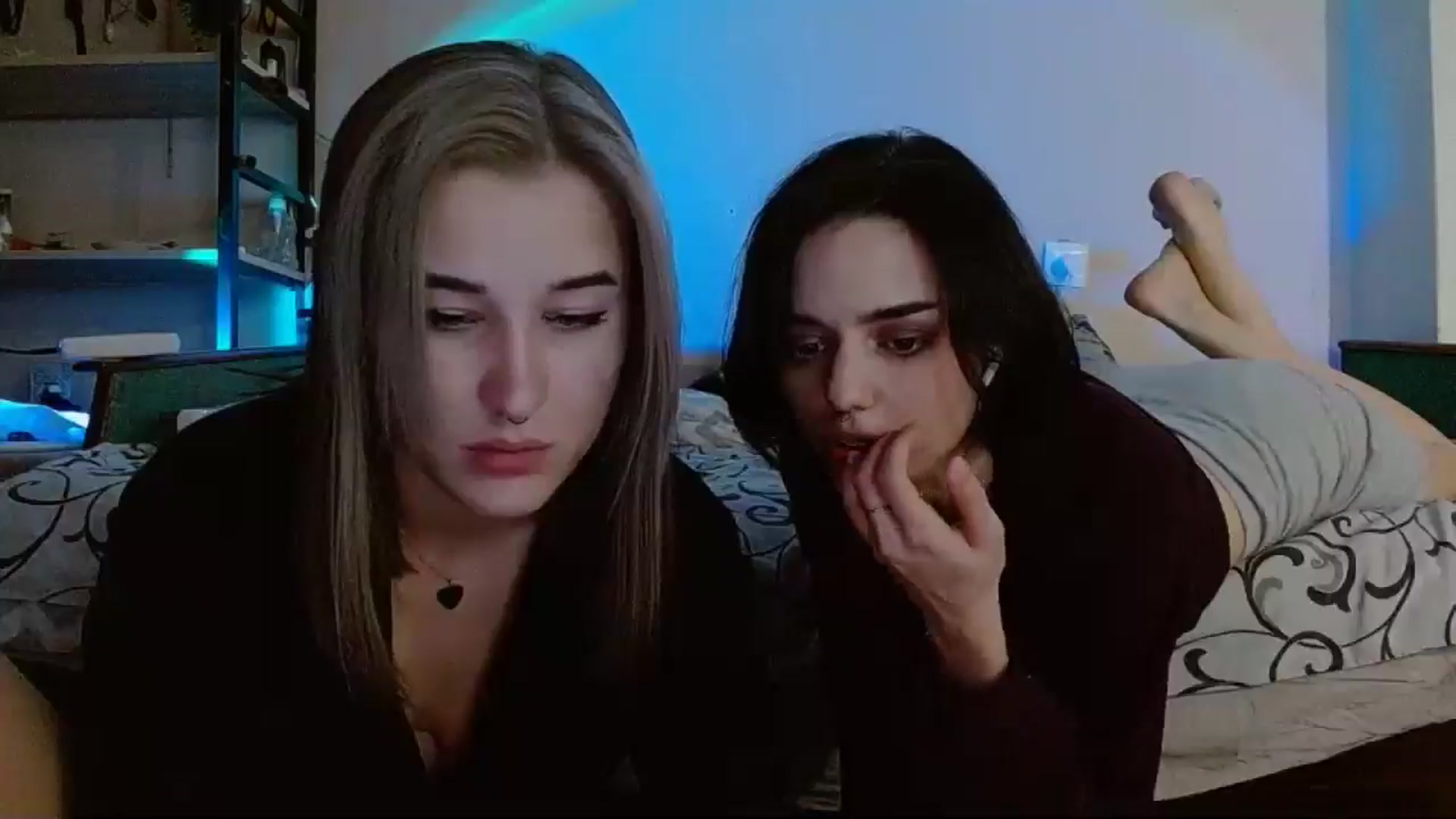 Gallery image thumbnail from Spicy_X's myfreecams stream on, 05/08/2024, 19:51 image 16 of 20