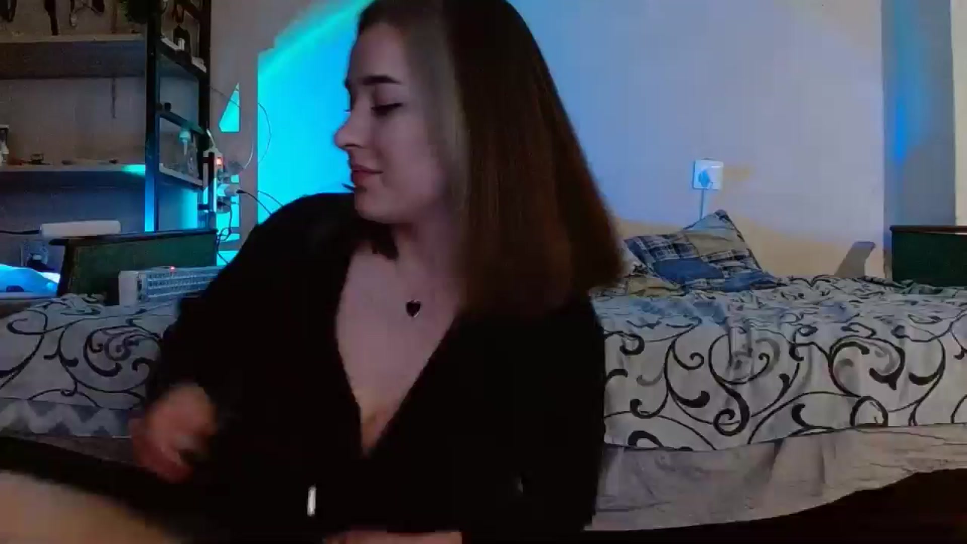 Gallery image thumbnail from Spicy_X's myfreecams stream on, 05/08/2024, 19:51 image 19 of 20