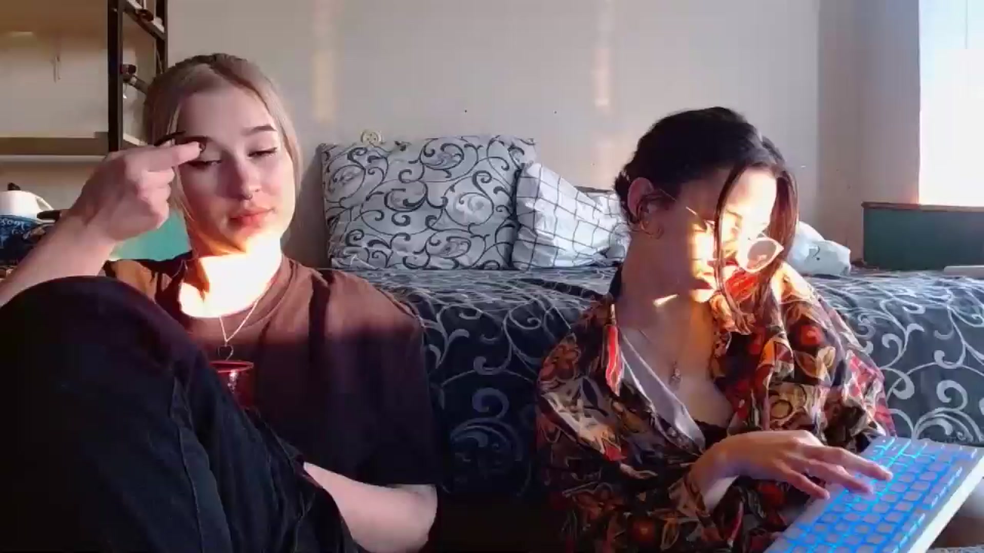 Gallery image thumbnail from Spicy_X's myfreecams stream on, 05/16/2024, 17:27 image 11 of 20