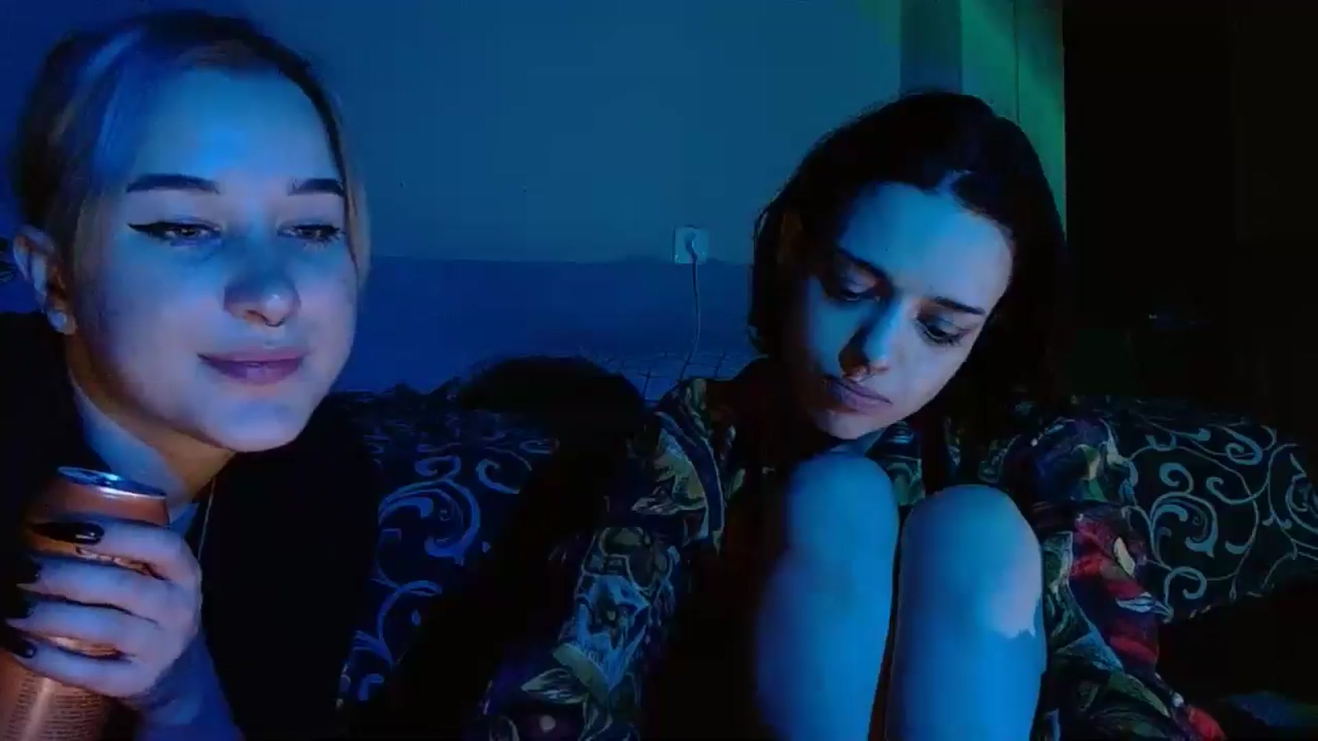 Gallery image thumbnail from Spicy_X's myfreecams stream on, 05/16/2024, 21:01 image 17 of 20