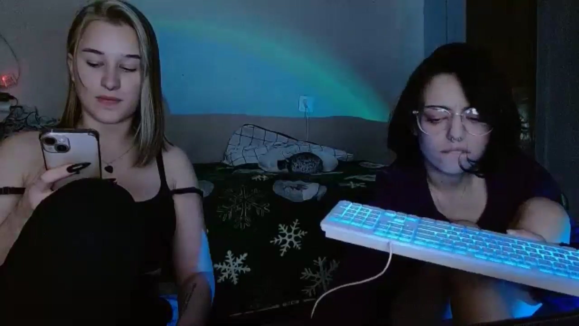 Gallery image thumbnail from Spicy_X's myfreecams stream on, 05/17/2024, 20:17 image 7 of 20