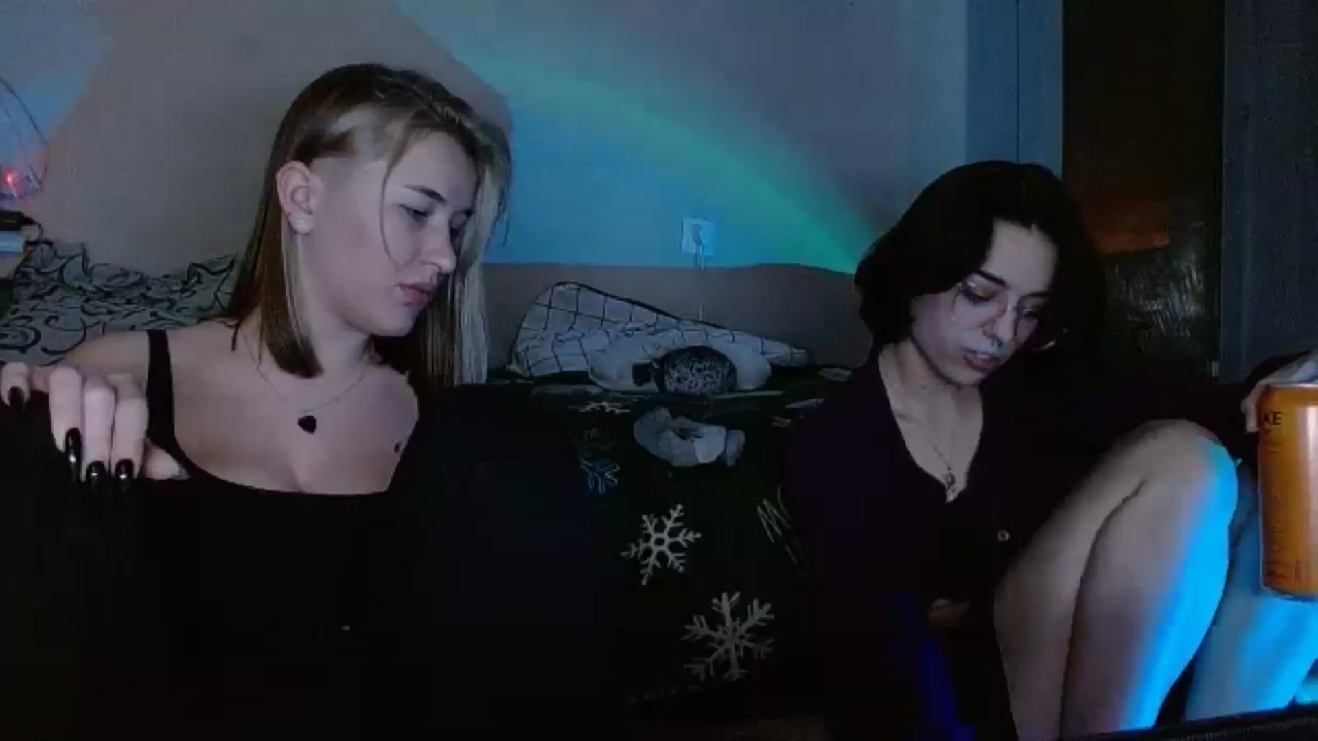 Gallery image thumbnail from Spicy_X's myfreecams stream on, 05/17/2024, 20:17 image 5 of 20