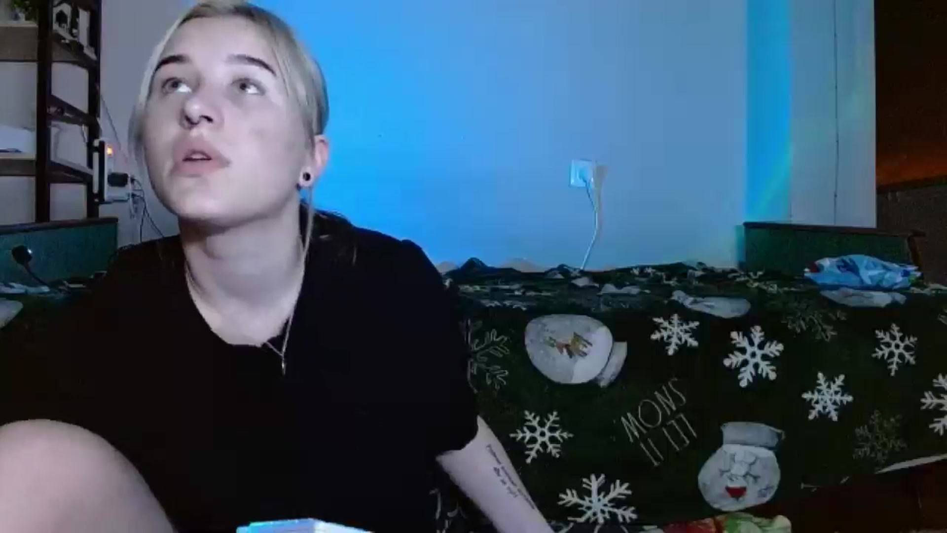Gallery image thumbnail from Spicy_X's myfreecams stream on, 05/21/2024, 19:05 image 14 of 20