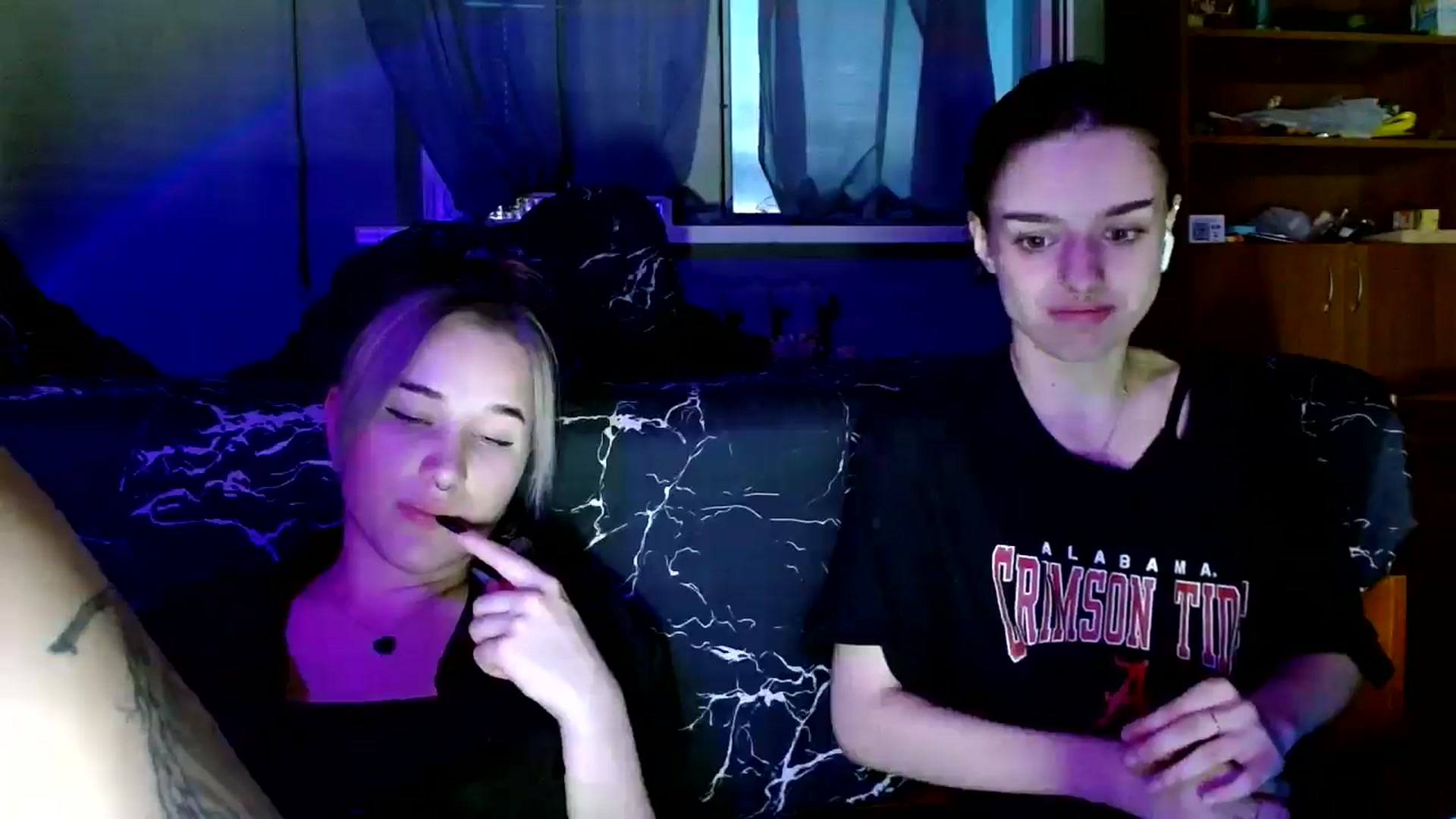 Gallery image thumbnail from Spicy_X's myfreecams stream on, 05/30/2024, 18:57 image 16 of 20