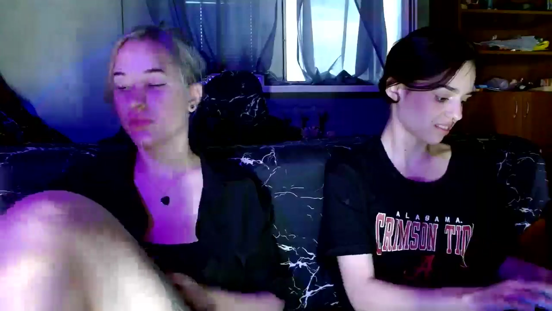 Gallery image thumbnail from Spicy_X's myfreecams stream on, 05/30/2024, 18:57 image 10 of 20