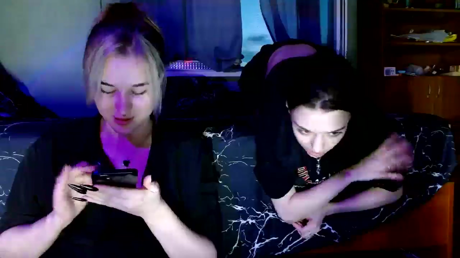 Gallery image thumbnail from Spicy_X's myfreecams stream on, 05/30/2024, 18:57 image 18 of 20