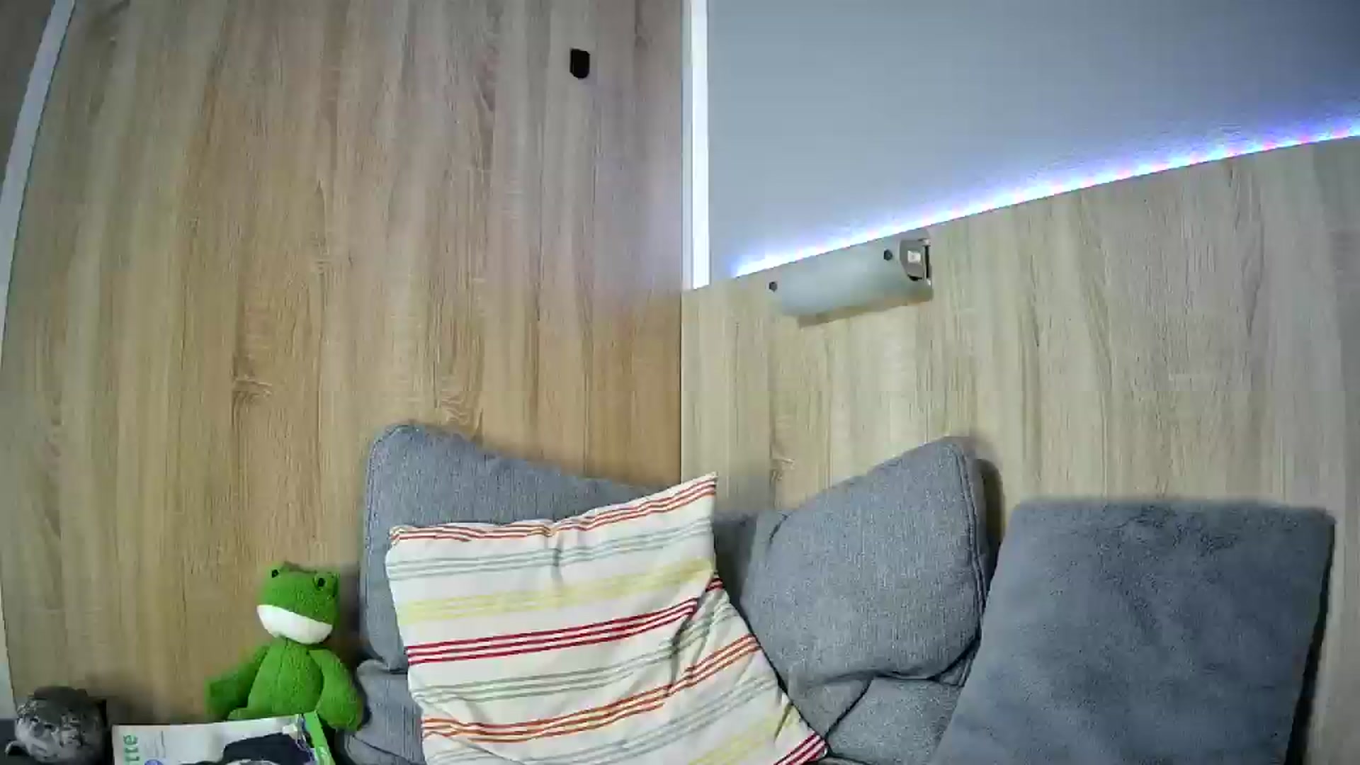 Gallery image thumbnail from Spicy_X's myfreecams stream on, 03/16/2025, 19:31 image 16 of 20