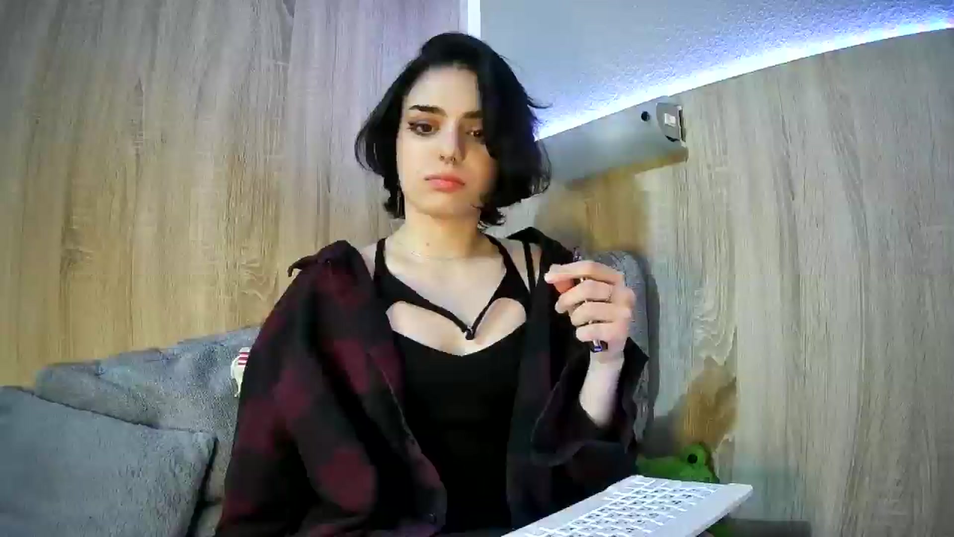 Gallery image thumbnail from Spicy_X's myfreecams stream on, 03/29/2025, 20:41 image 14 of 20