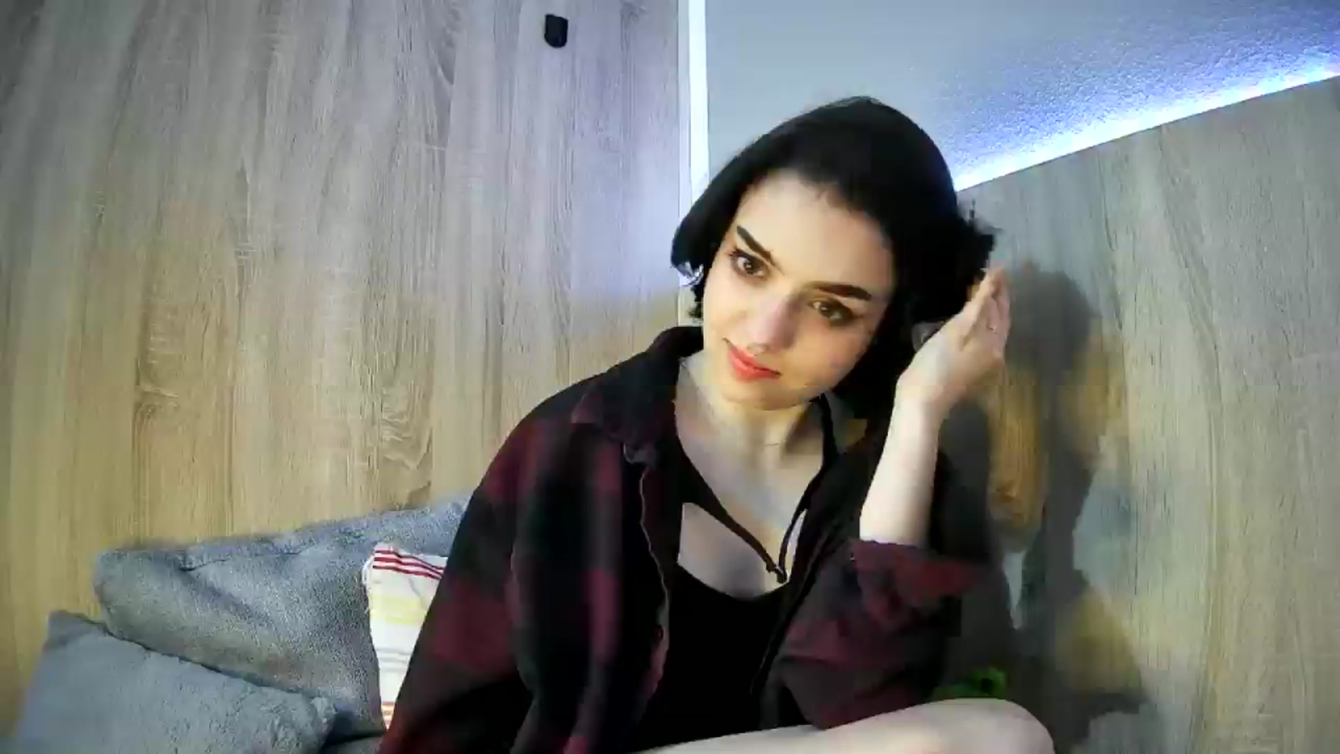Gallery image thumbnail from Spicy_X's myfreecams stream on, 03/29/2025, 21:20 image 7 of 20