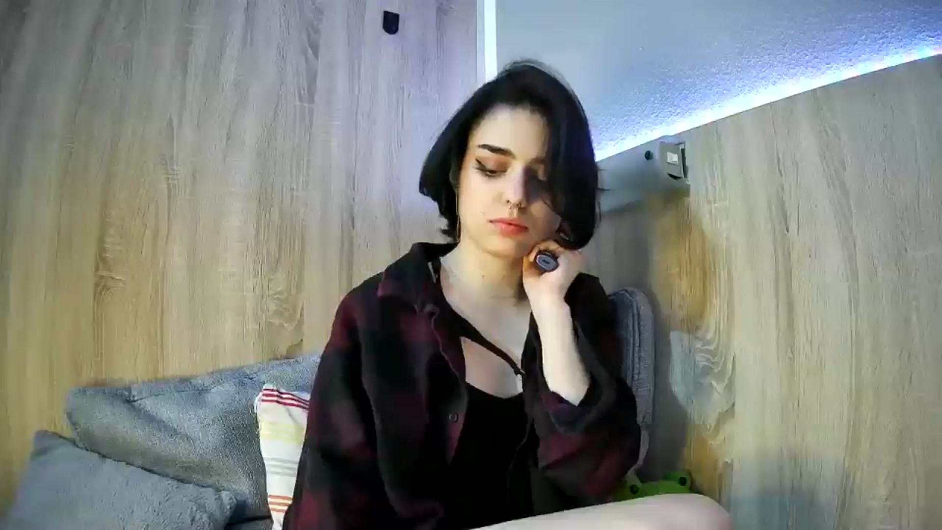 Gallery image thumbnail from Spicy_X's myfreecams stream on, 03/29/2025, 21:20 image 10 of 20