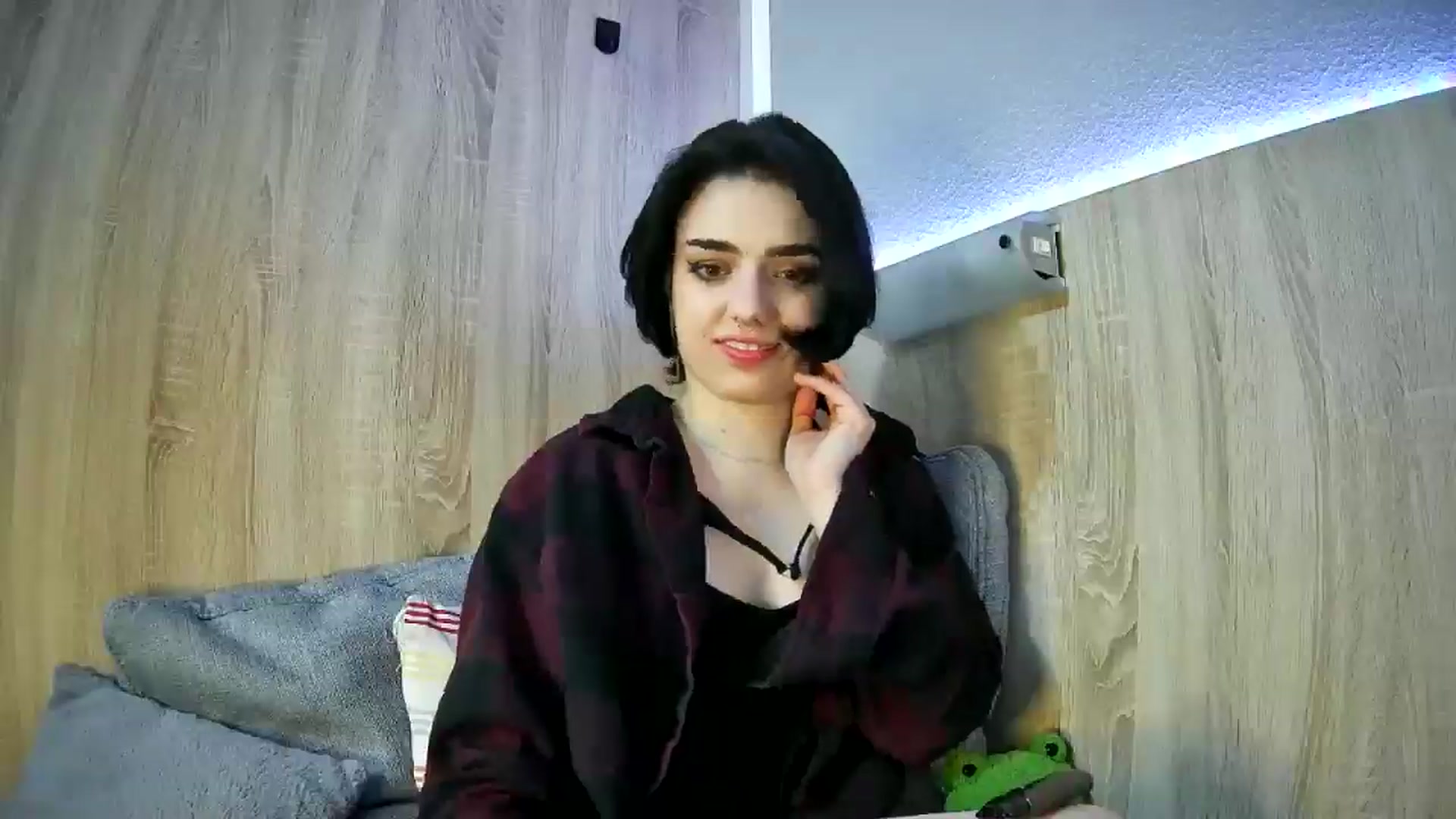 Gallery image thumbnail from Spicy_X's myfreecams stream on, 03/29/2025, 21:34 image 5 of 20