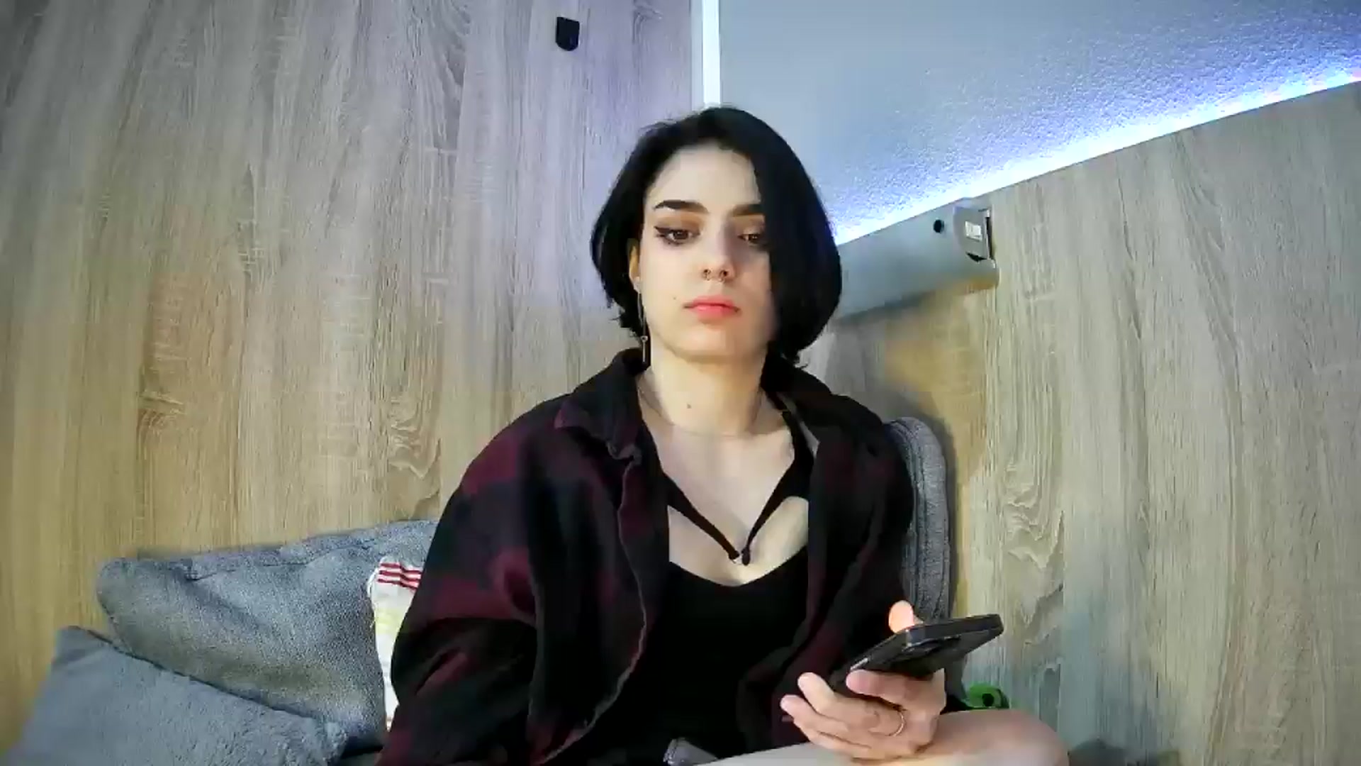 Gallery image thumbnail from Spicy_X's myfreecams stream on, 03/29/2025, 21:34 image 17 of 20