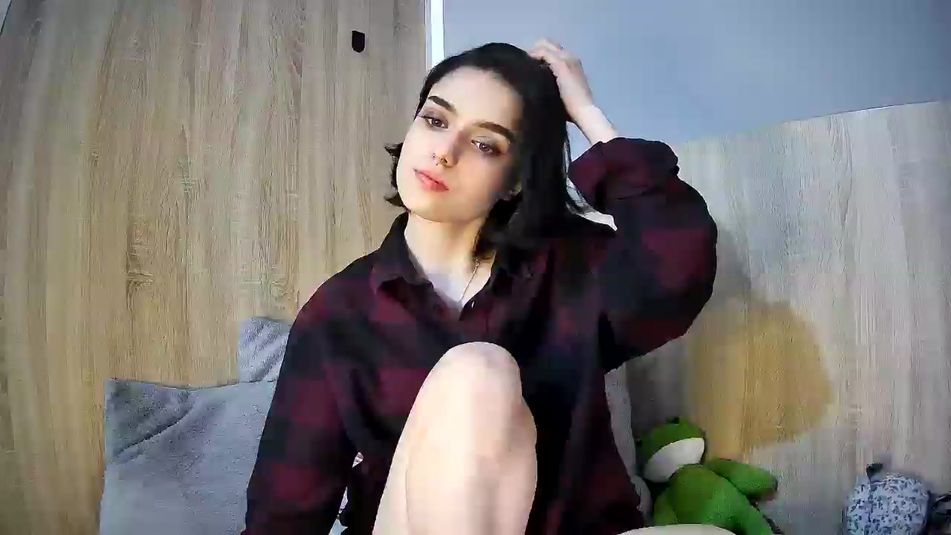 Gallery image thumbnail from Spicy_X's myfreecams stream on, 04/07/2025, 19:10 image 4 of 20